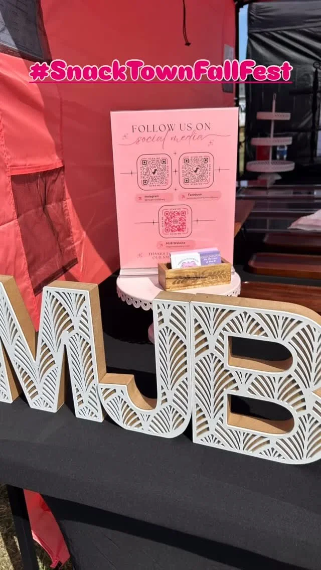 Today’s the day! π Hanover Snack Town Fall Fest kicks off — and My Jenny’s Bakery is here with all the fall favorites. Come early, we bake fresh & sell out fast! πͺπ
#snacktownfallfest #hanoverpa #bakerybooth
#myjennysbakery