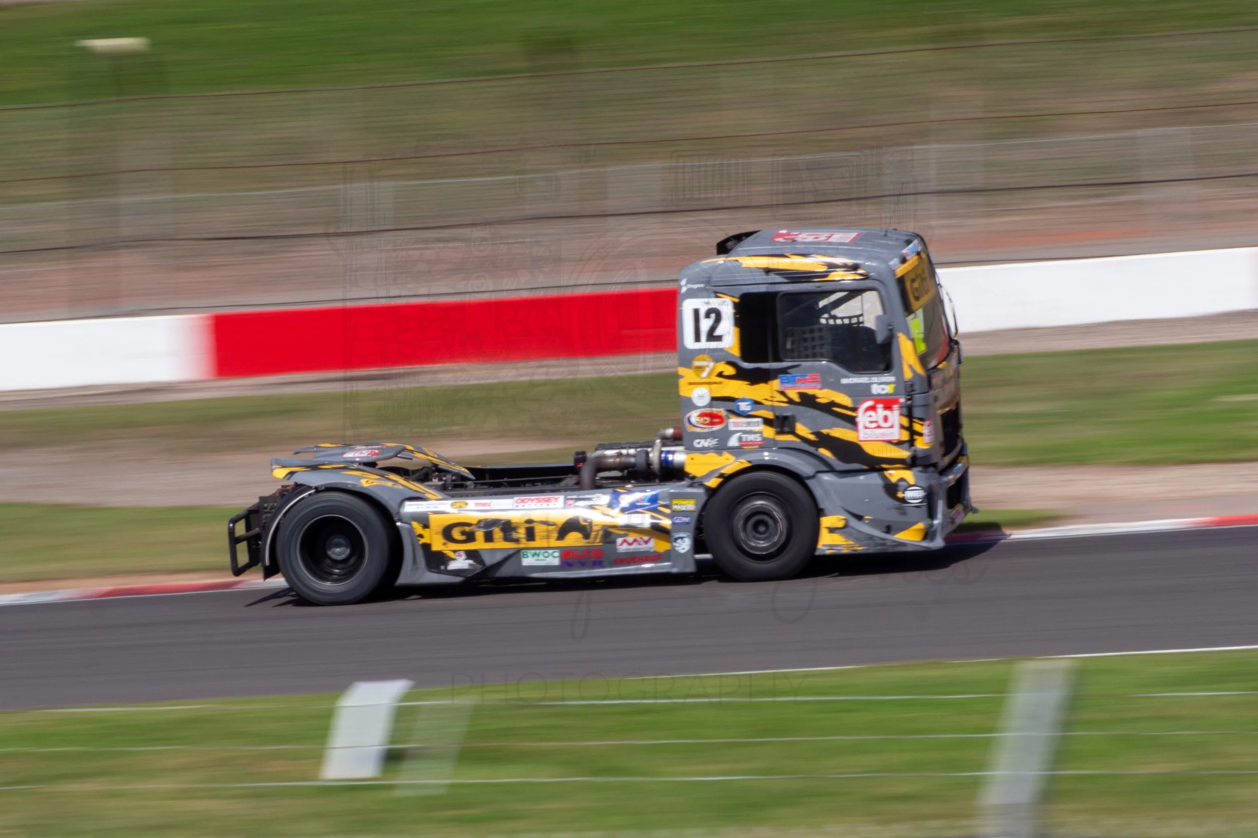 Donington truck racing WM -19.jpg