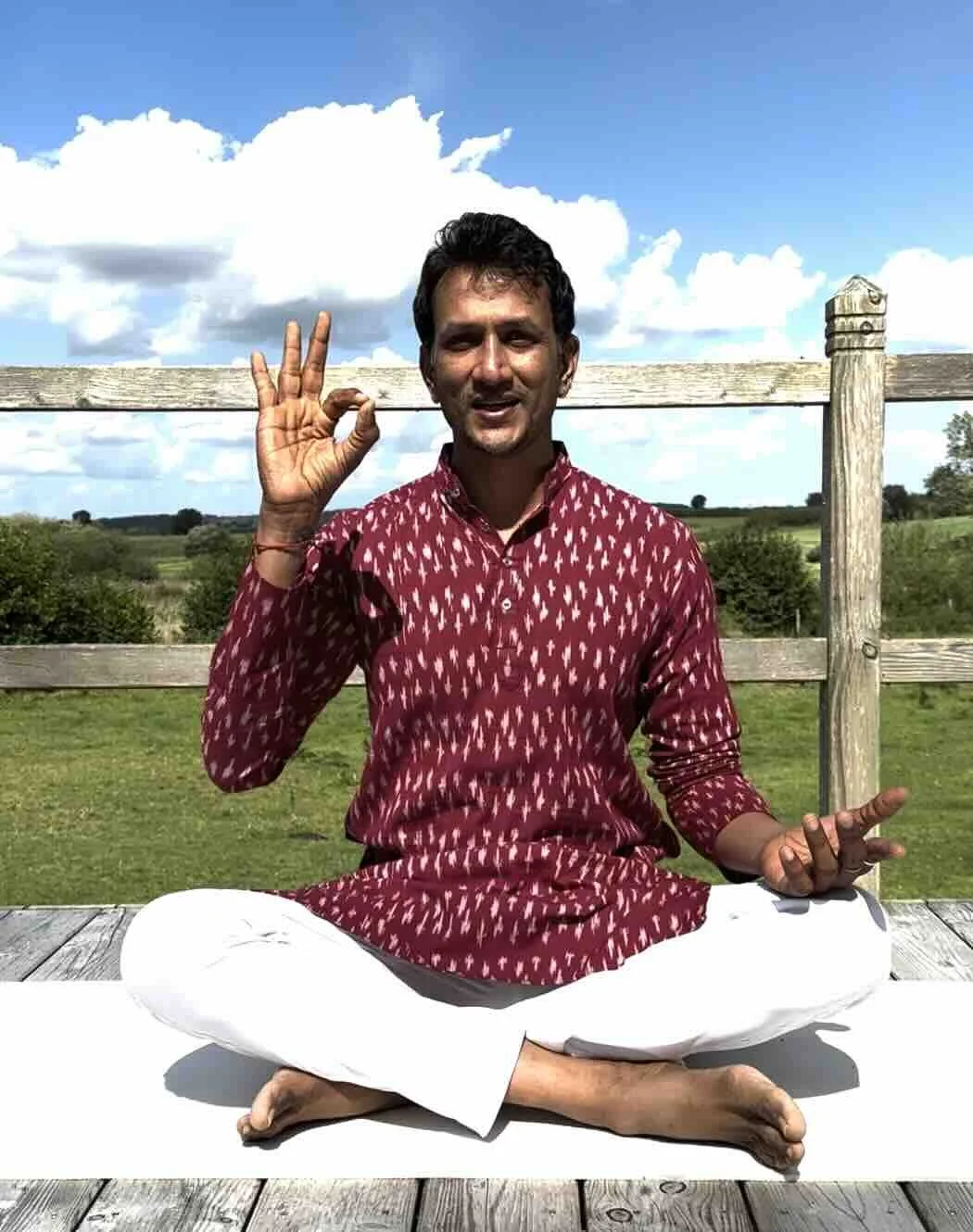 Chin Mudra – Die Geste des Bewusstseins für Meditation und Achtsamkeit