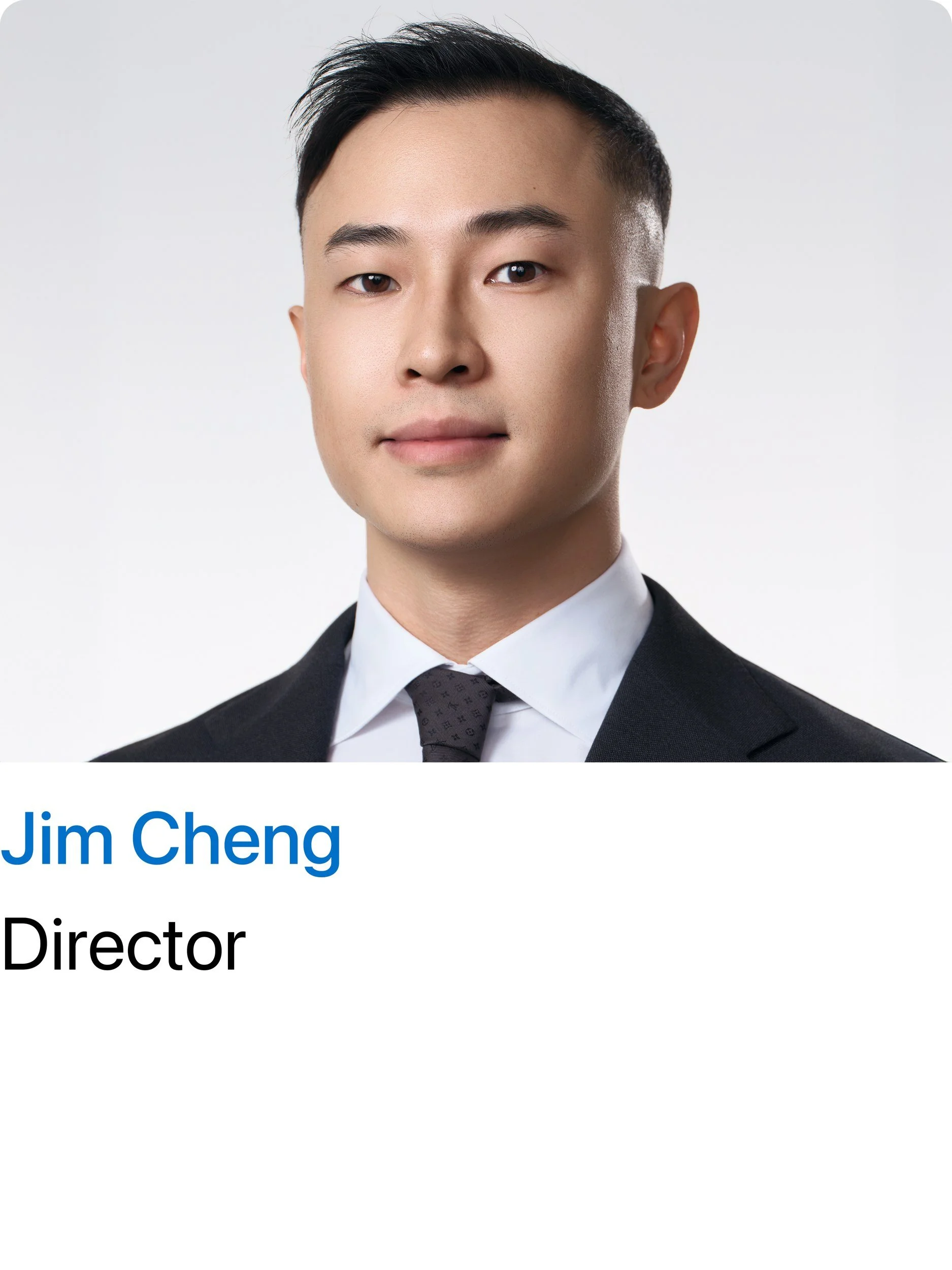 The same headshot as it appears on the client's company website team page