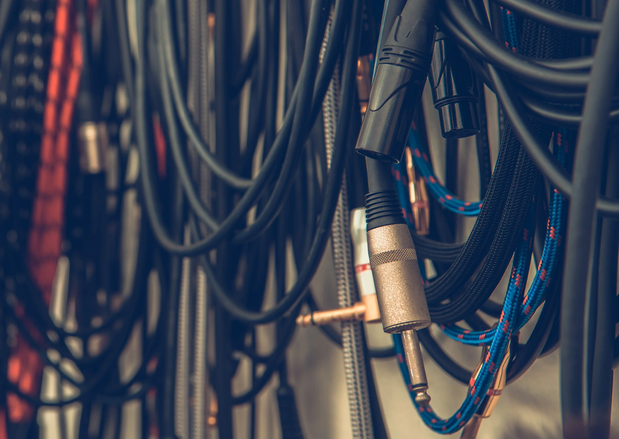 Cords for plugging in electric instruments