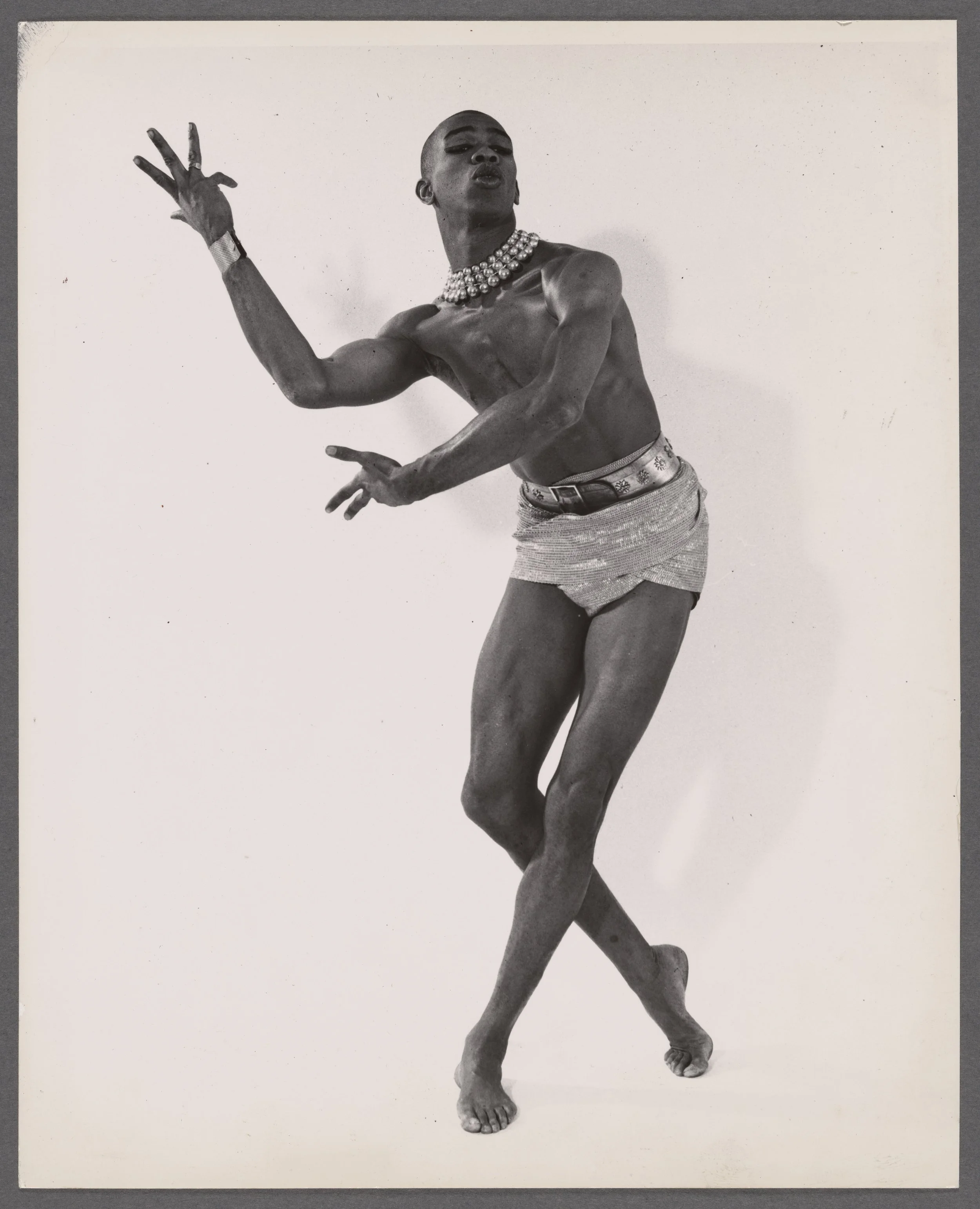 Geoffrey Holder in “Aida.”

By Milton Meltzer
Joe Nash Black Dance Photograph Collection
Photographs and Prints Division. Schomburg Center for Research in Black Culture. The New York Public Library, Astor, Lenox, and Tilden Foundations.

© Milton Mel
