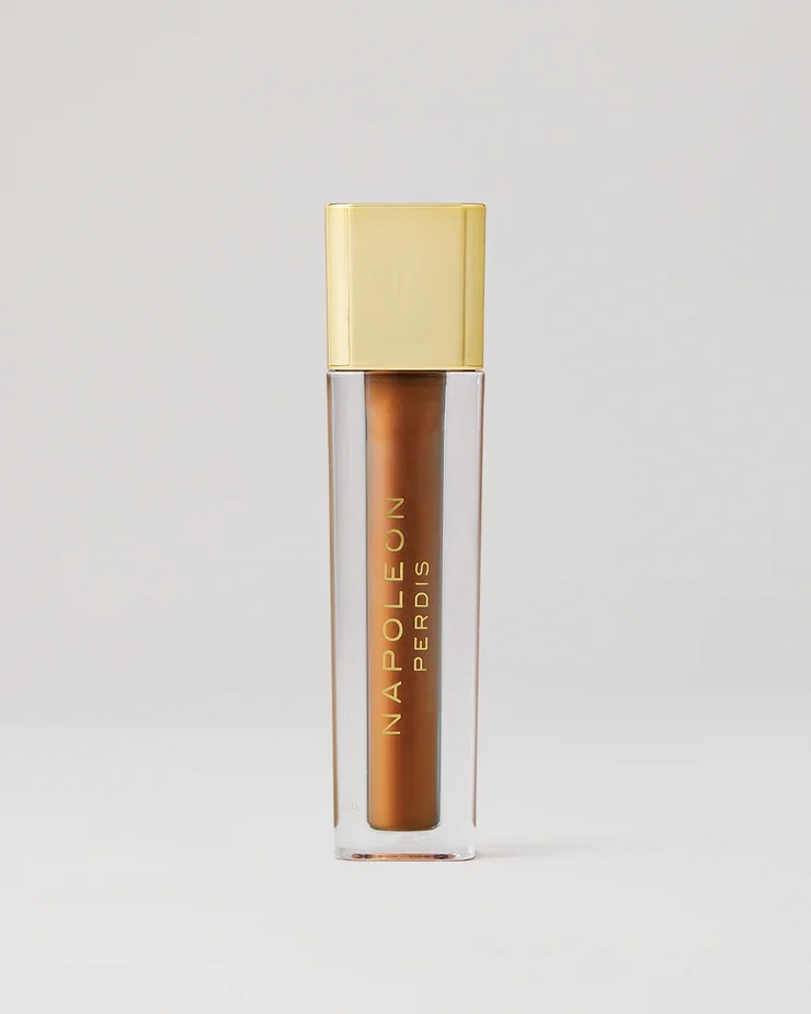 CAMERA_FINISH_CONCEALER___DY21___closed.webp