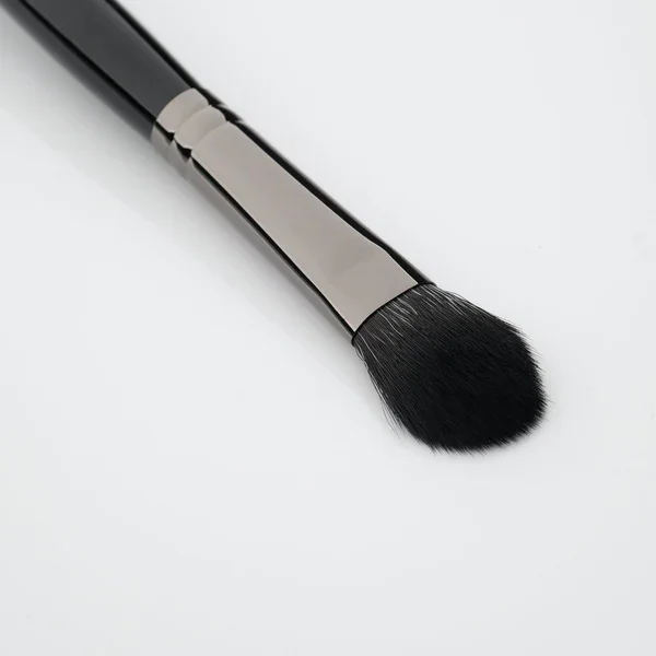 RONIA Z4 - SMALL SLANTED CONCEALER/HIGLIGHTER BRUSH