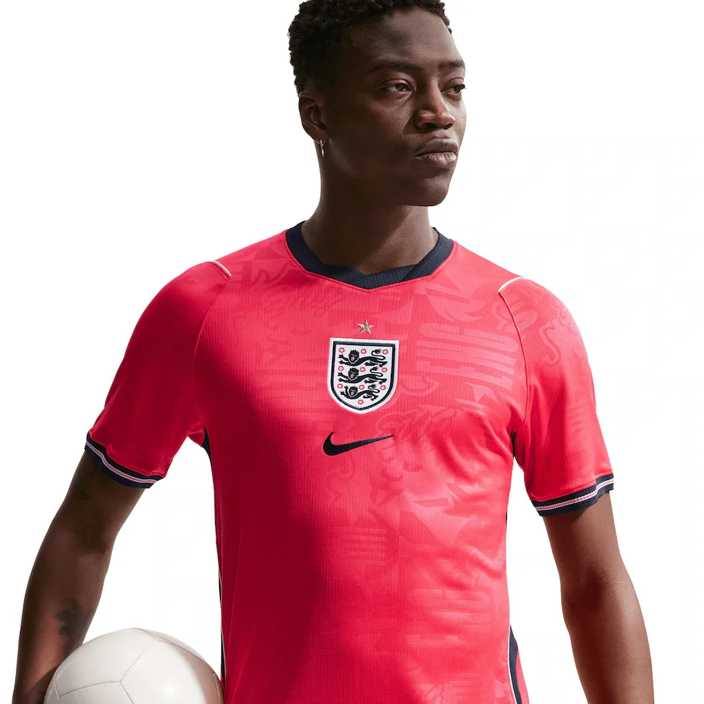 england-nike-away-stadium-shirt-2026_ss5_p-203531772+pv-1+u-tfp4qyjzdgakx0qrbc5n+v-eoz7kvnscehubviar9nj.webp