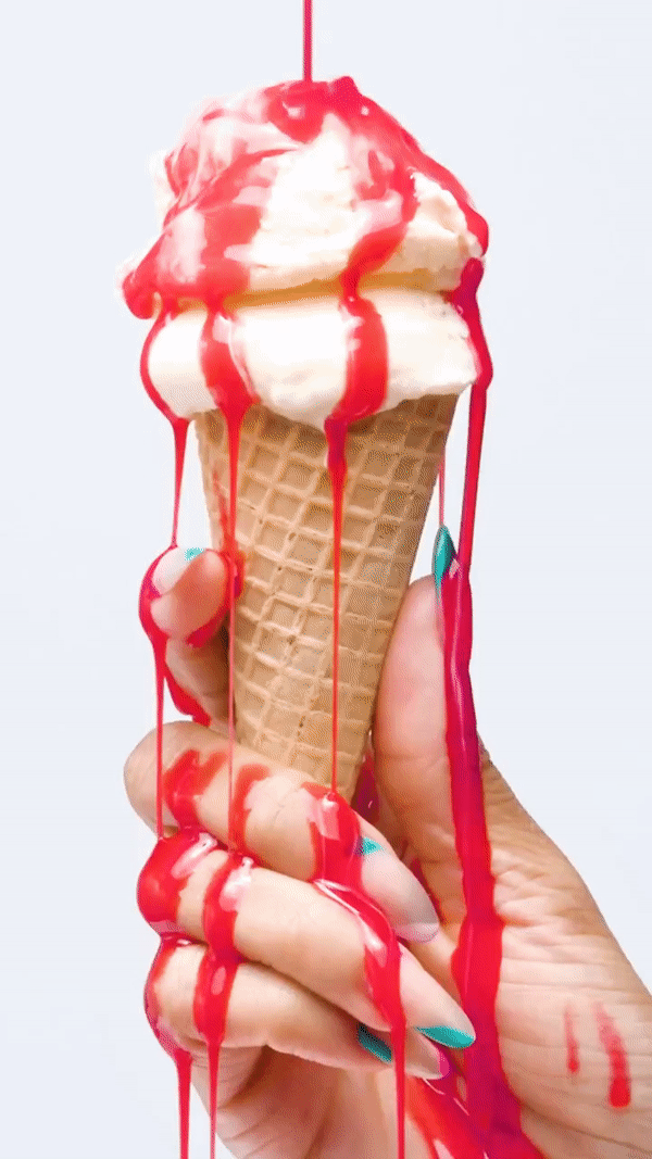 URBAN DECAY - LIP BOND
Client: Urban Decay
Photographer: Callum Walker Hutchinson
Prop Stylist / Set Designer: Whitney Alexandra