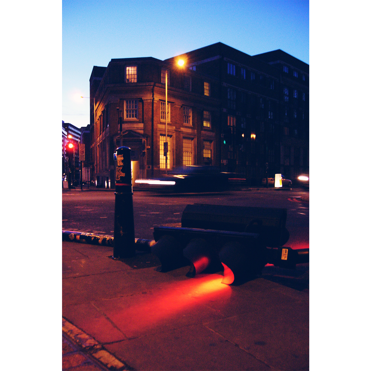 10-London-abisingmin-B.png