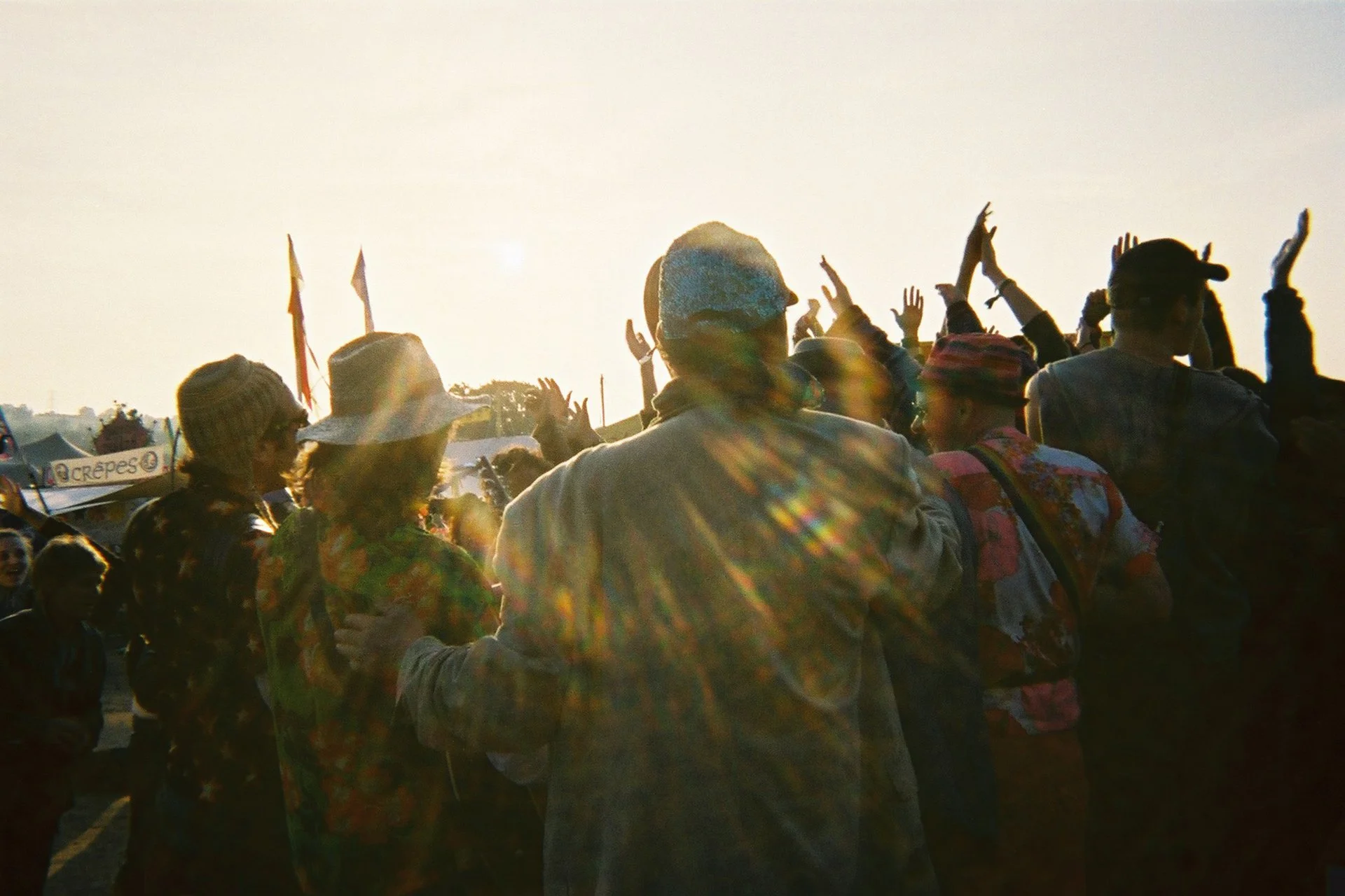 Glasto-abisingmin-19.jpg