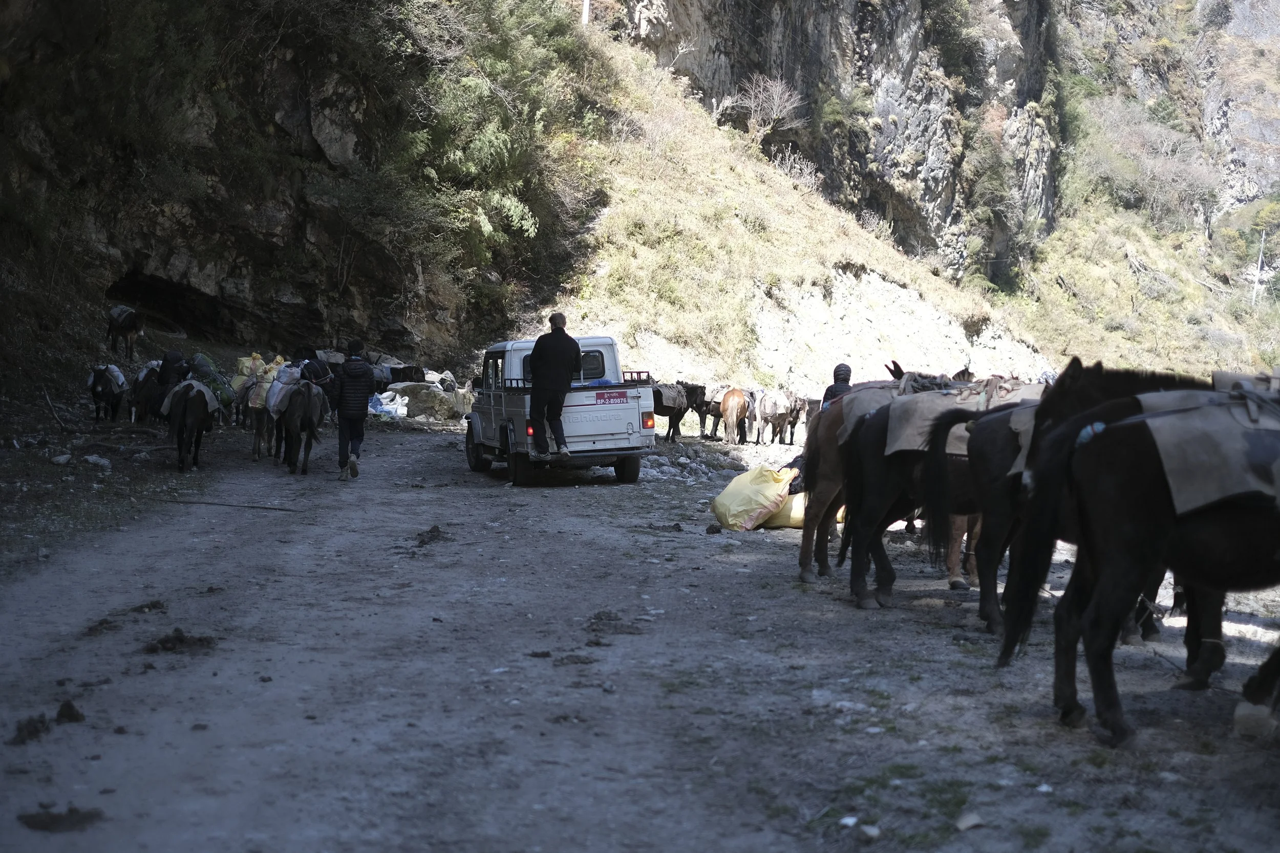Road end. Hike 4 Hrs to Laya