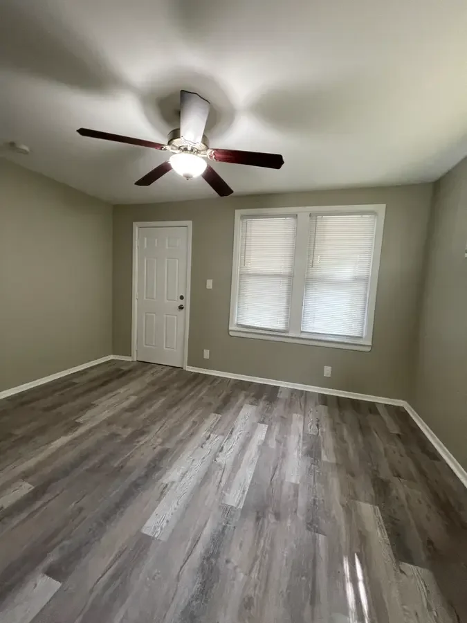calumet-city-bungalow-155th-after-living-room.webp