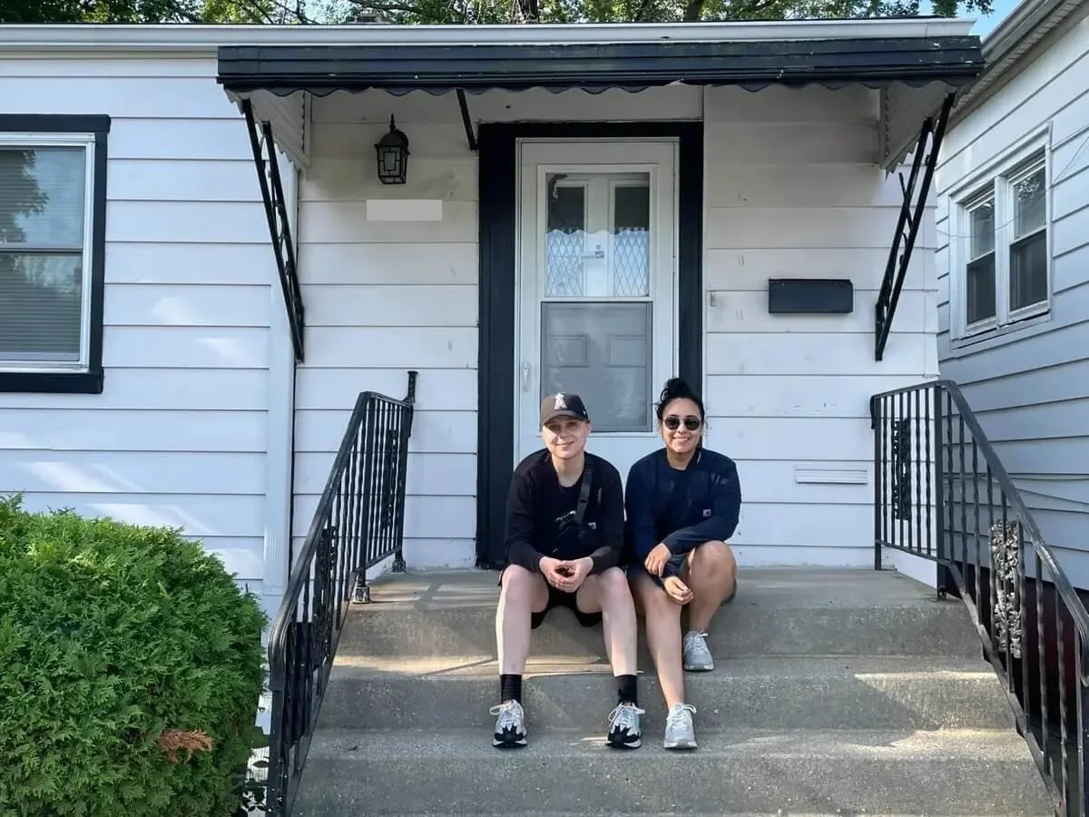 Dello Investments Team in Calumet City