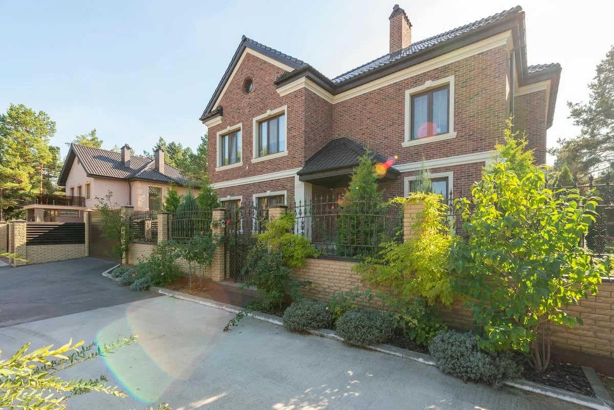 Selling a House With Delinquent Property Taxes in Cook County