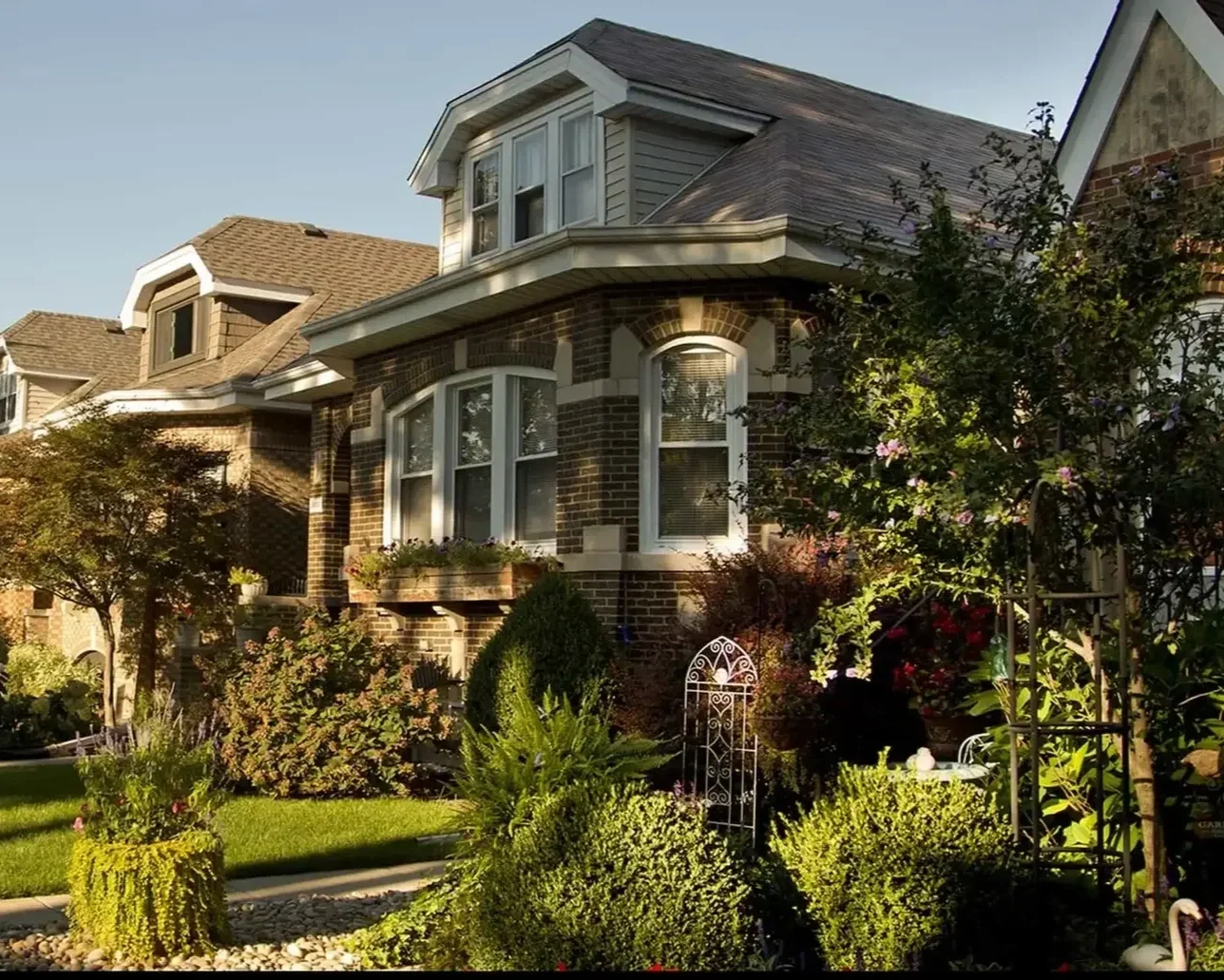 Cash home buyers Chicago real estate consultant with local expertise and market knowledge