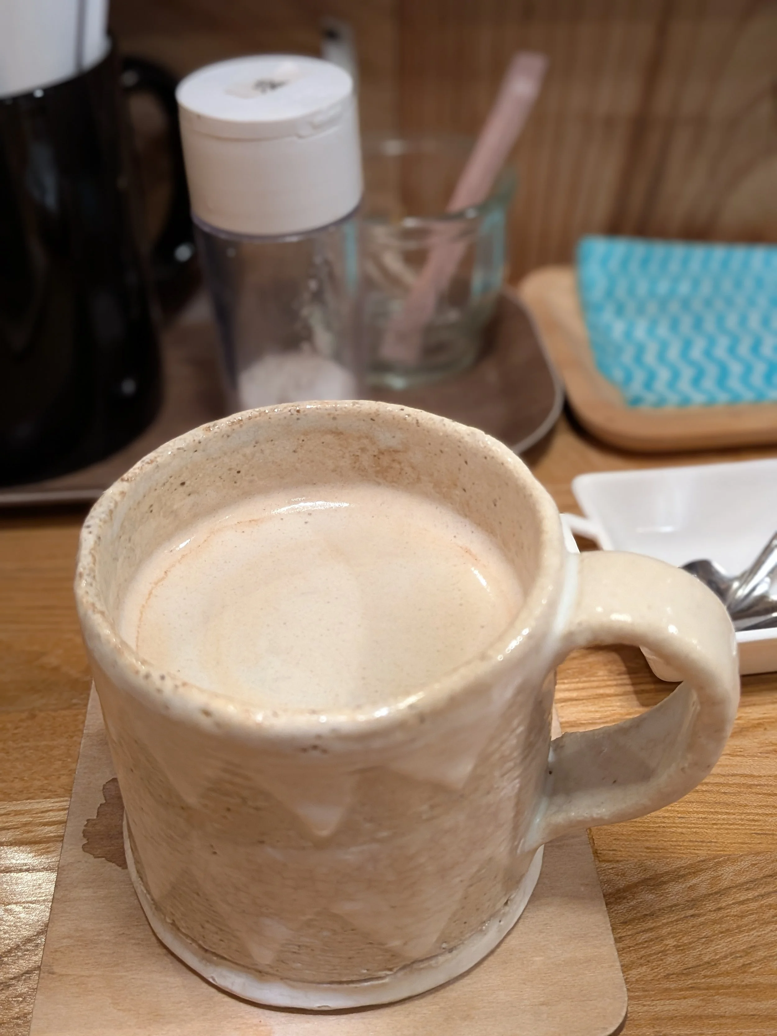 あつみ珈琲カウンター.jpg