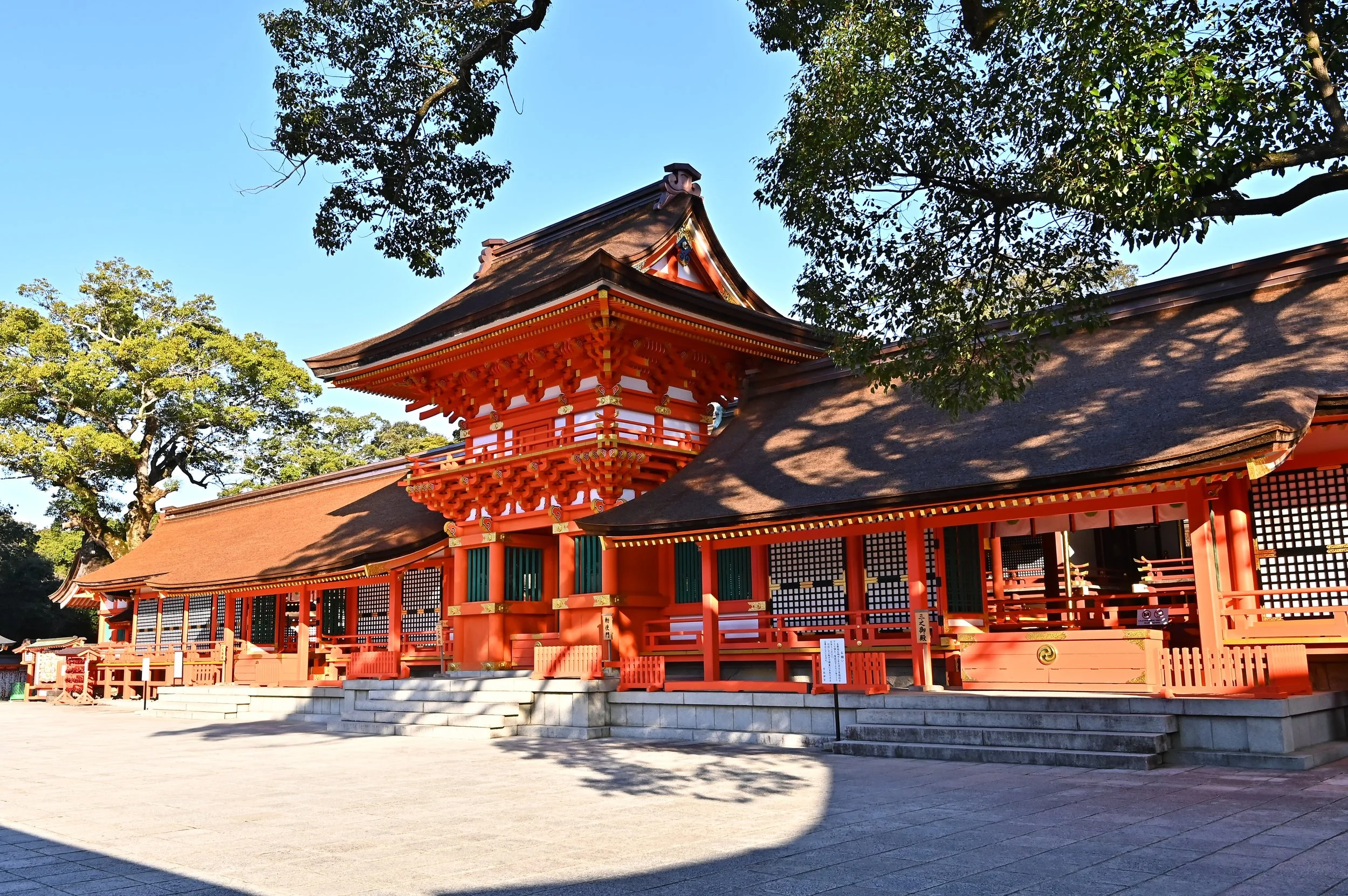 Vermilion halls and ancient trees of Usa Jingu — Japan's head Hachiman shrine, a 1,300-year-old National Treasure in Oita Prefecture.