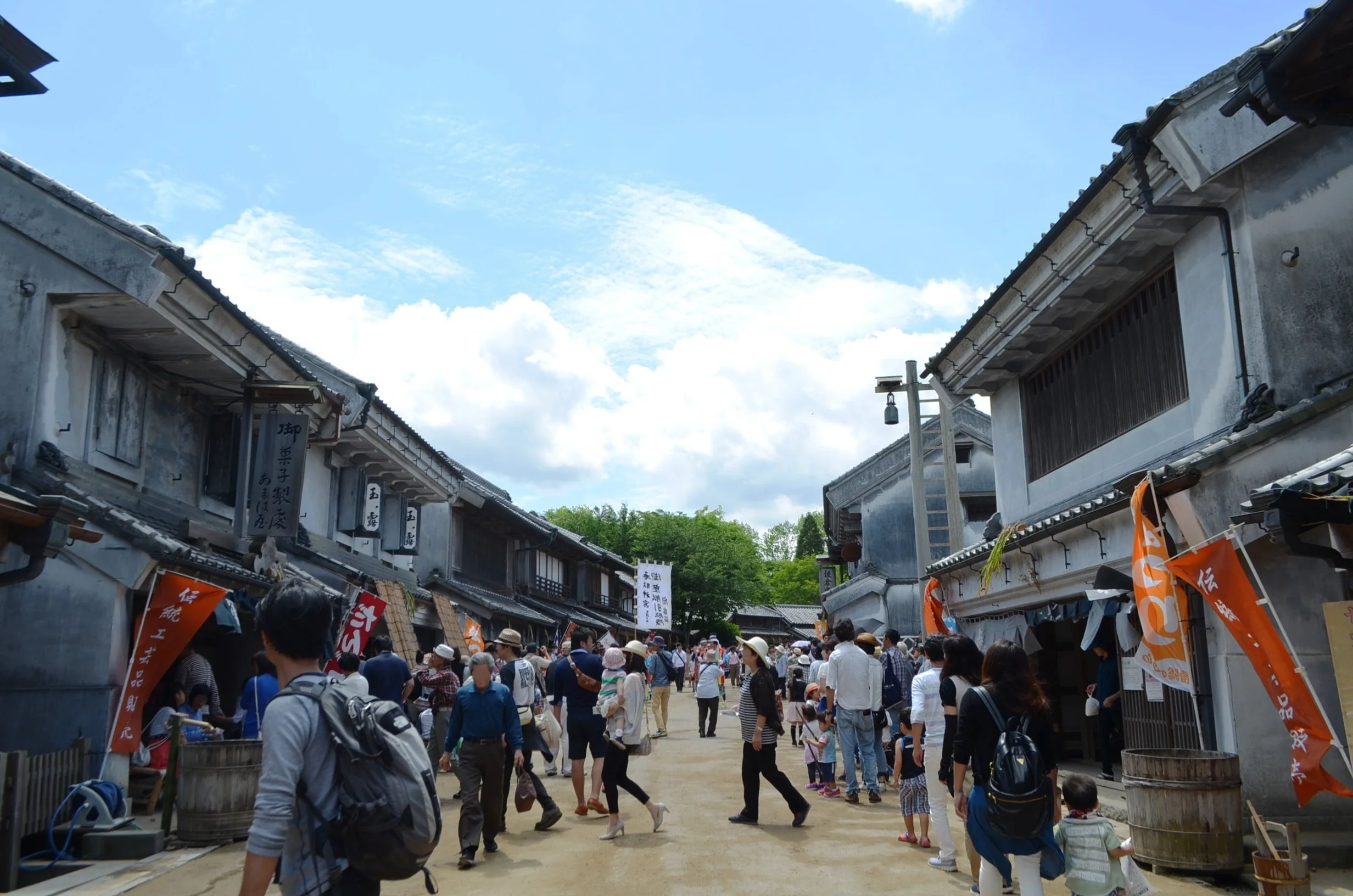 商家の町並み.JPG