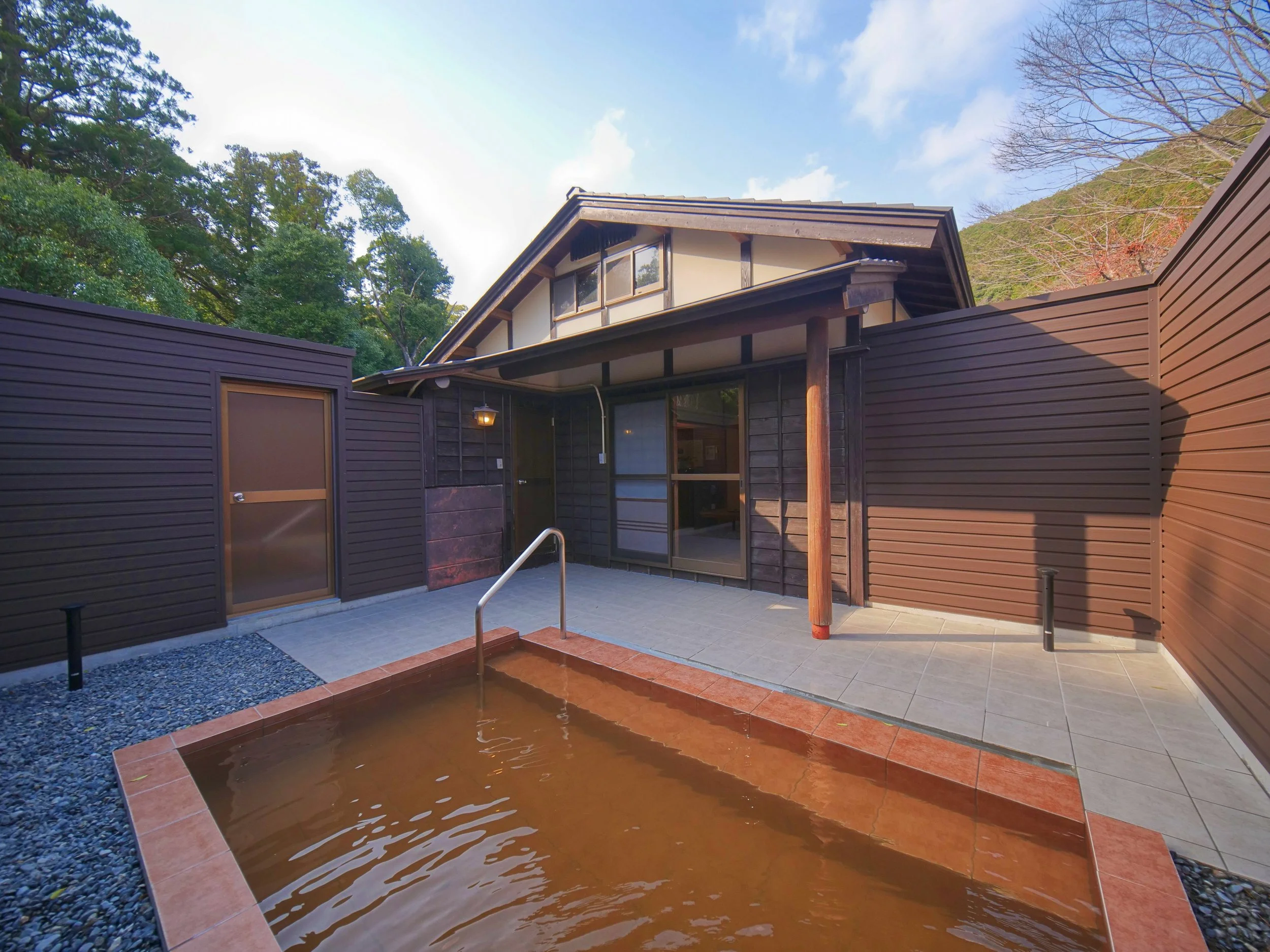 4人棟 新設露天風呂.jpg