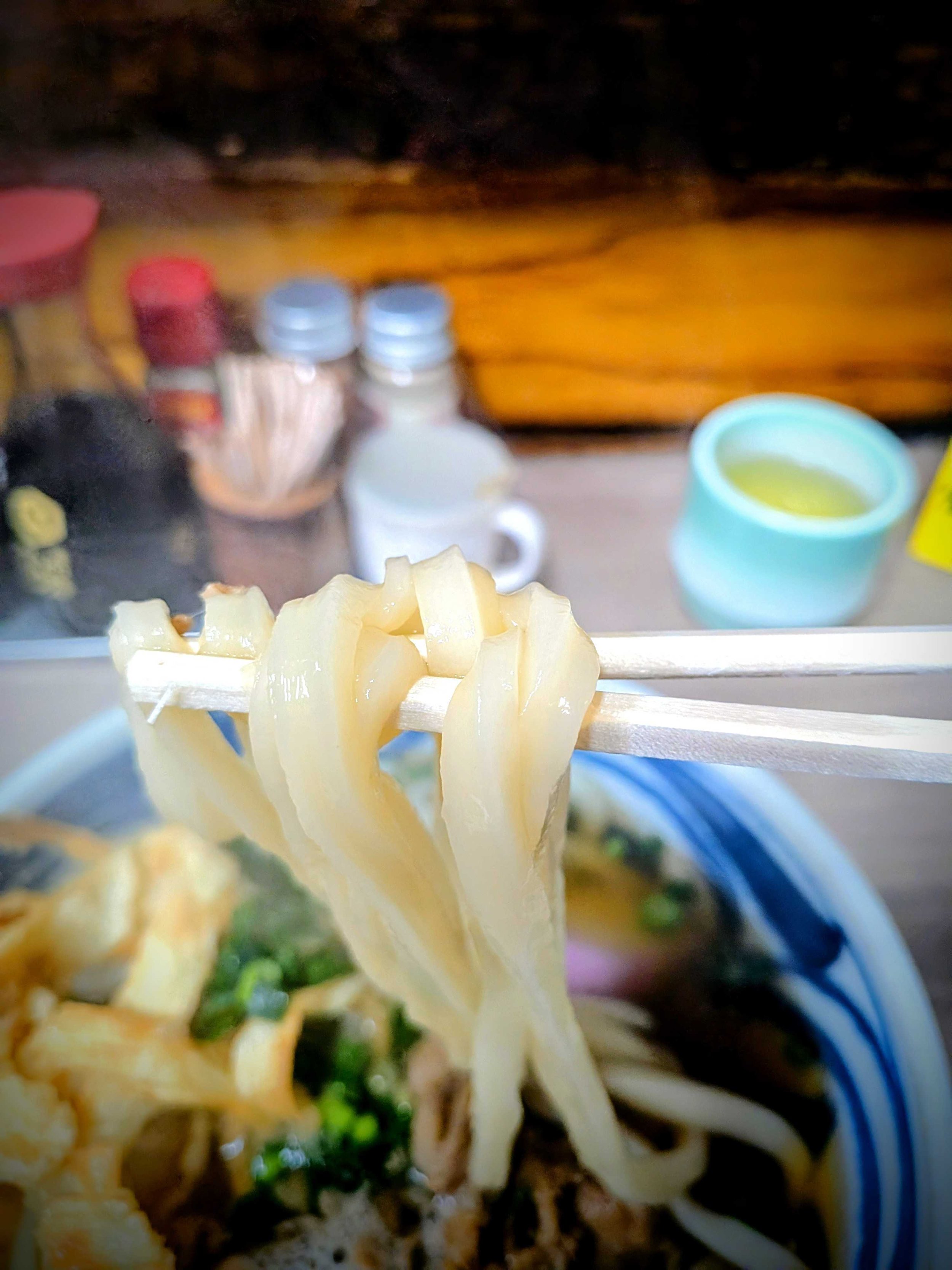 Kitakyushu’s Soul Food: Discover the Irresistible Charm of Kashiwa Udon