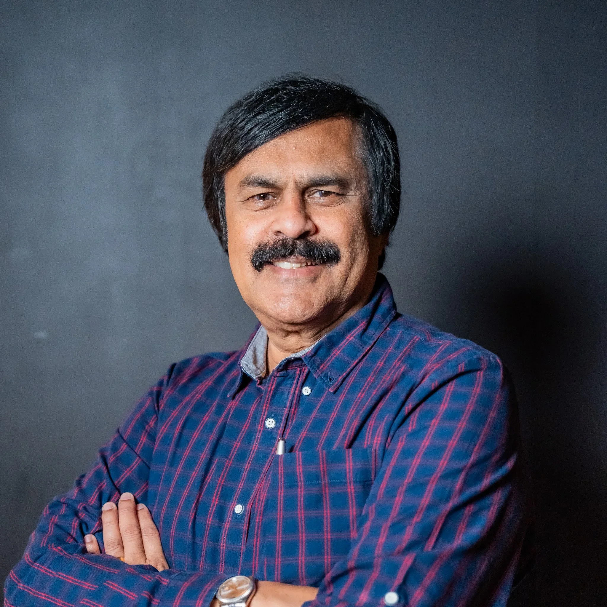 My Network Headshot4-02157-670313fb4fa04.jpg