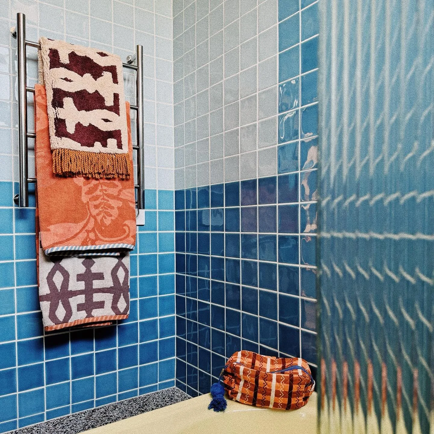 When your bathroom looks this cute with some new @sageandclare goodies.