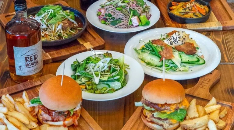 Burgers - Red House - Rusutsu