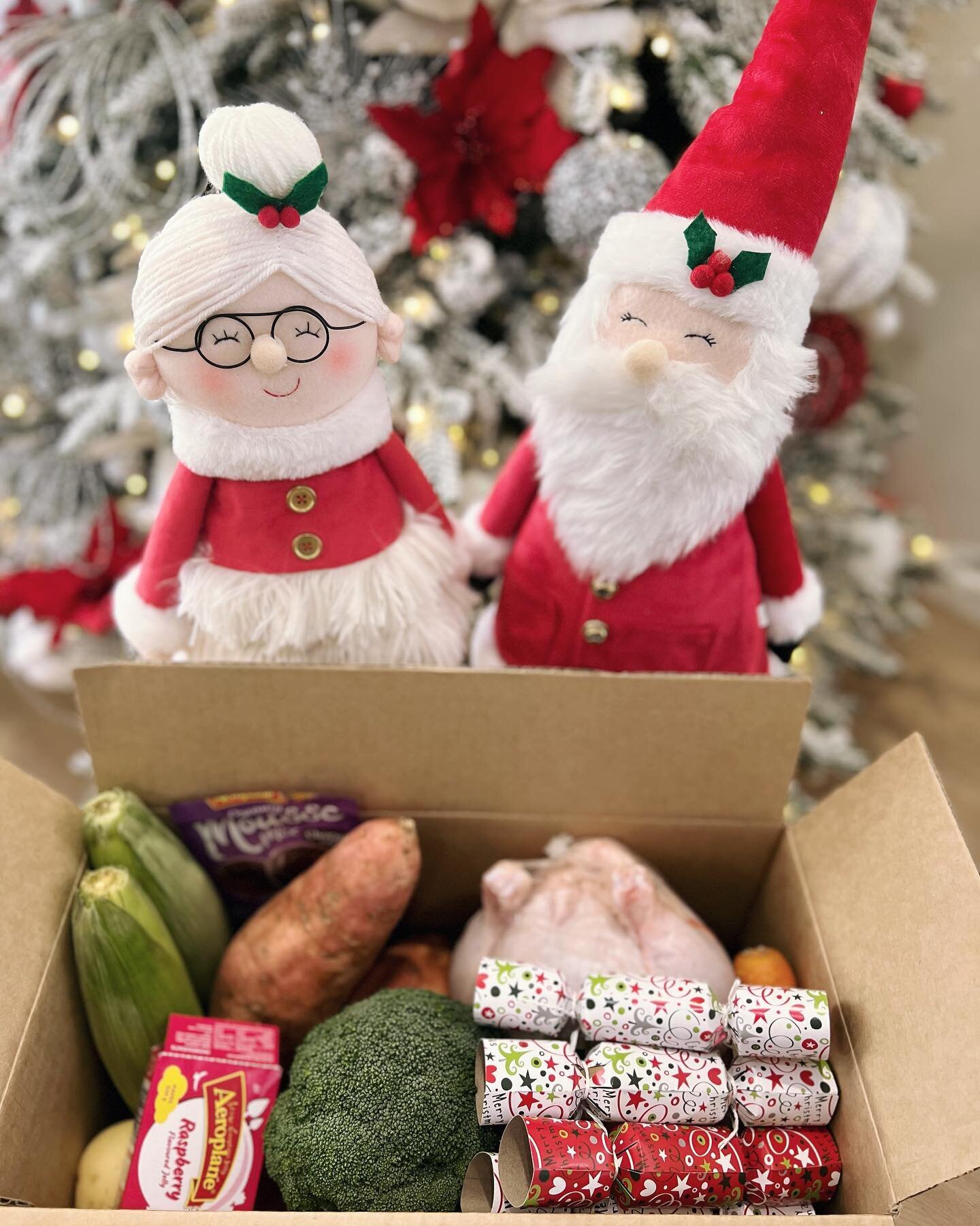 We have a sneak peak at one of our Christmas Boxes…. There are still a few left so if you know of any families in need please head over to our website and nominate a family- or yourself! We are here to help anyone in need this Christmas 🎄
www