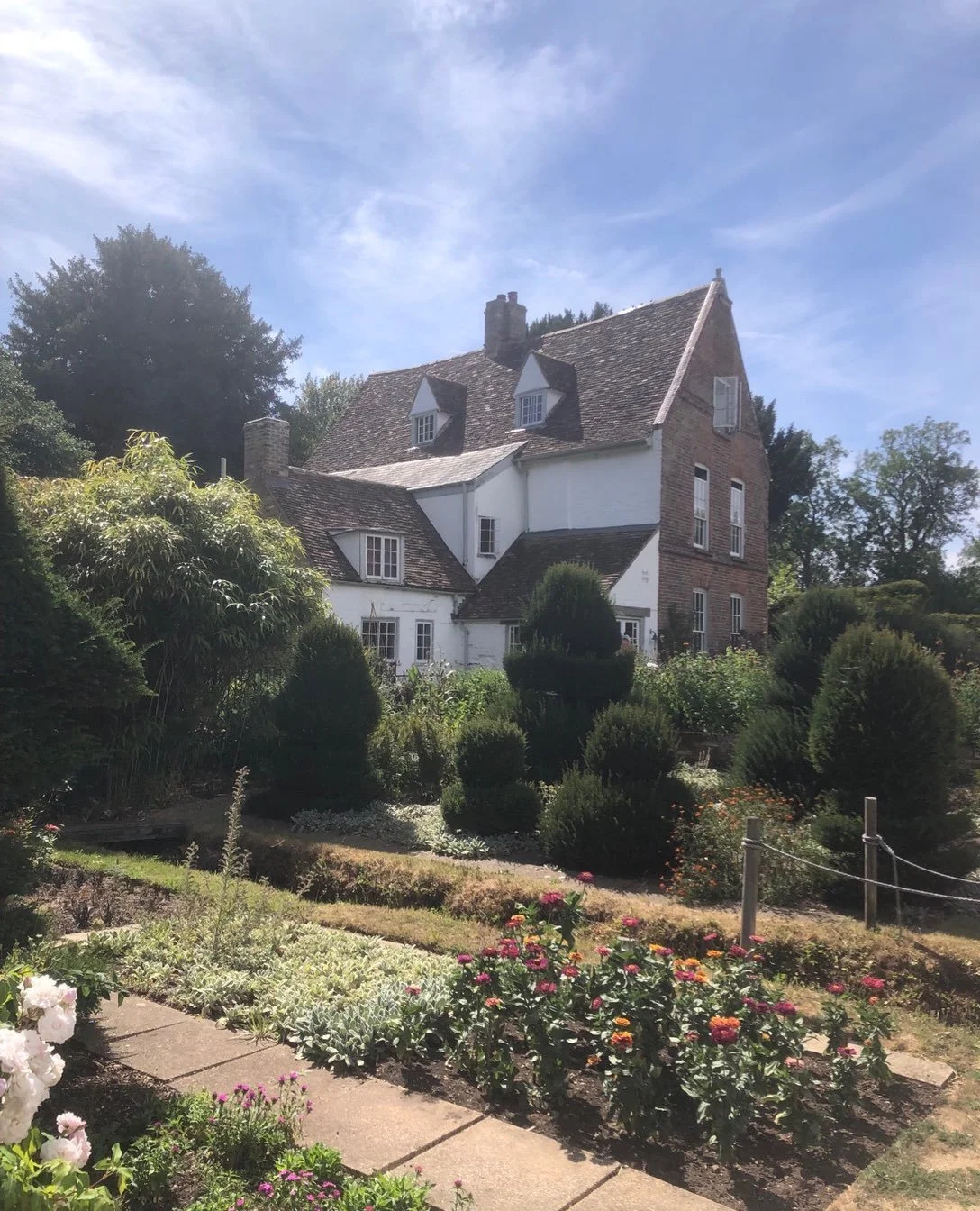 Good afternoon: decided to revisit none of my favourite Cambridgeshire houses, The Manor, Hemingford Grey: something about this places touches the soul: warmest wishes.