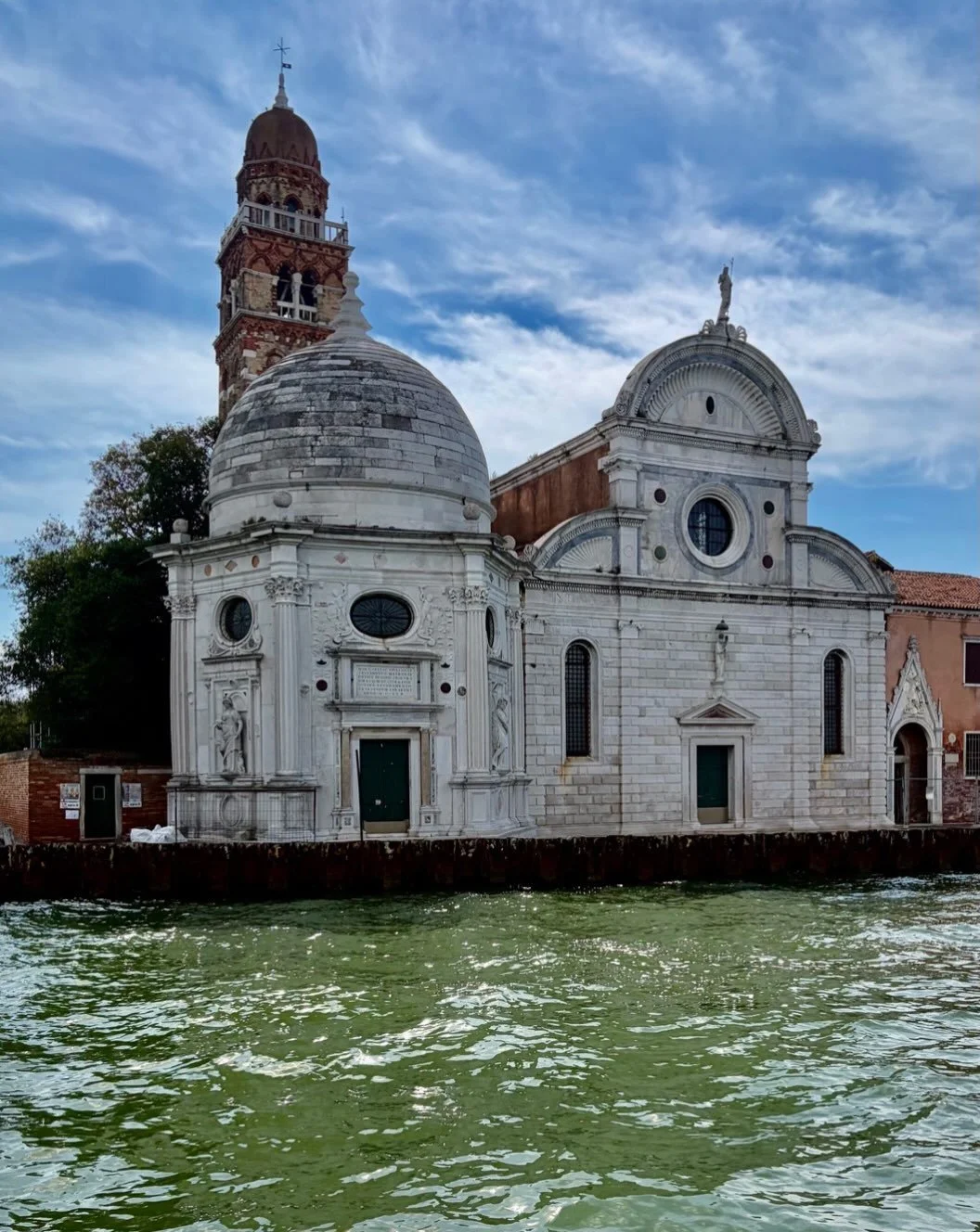 Good morning: catching the waterbus to our lunch engagement in Torcello: warmest wishes.