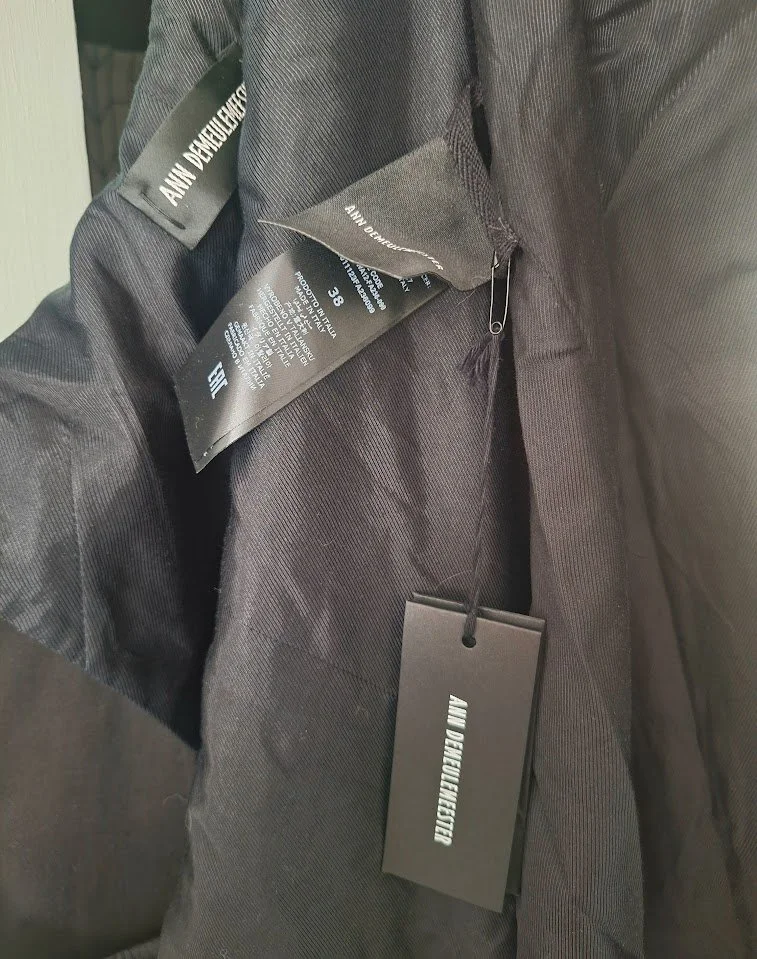 AnnDemeulemeestergilet11.jpg