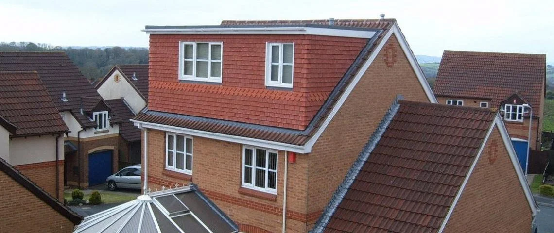 exteriors-gallery-tj-senior-loft-conversions_dormers-framing-styles.jpg