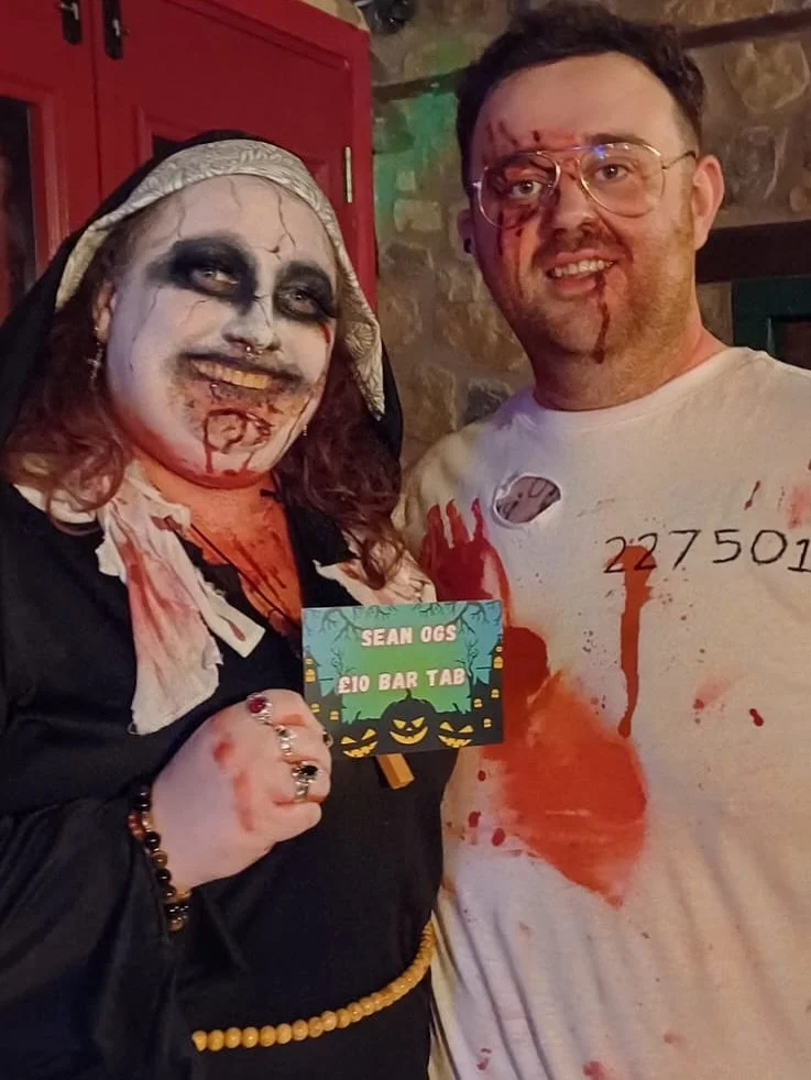 👻 There was plenty of #tricks and #treats last night, Kickin off #halloween2025🧟&zwj;♀️☠️👻🕸️🕷️🦇🎃 with our #spooky Karaoke 🎤 
We&rsquo;re back to do it all again tonight with Live Entertainment across all our Venues 🎶 

SEAN OGS 
CONNOR JOSEF