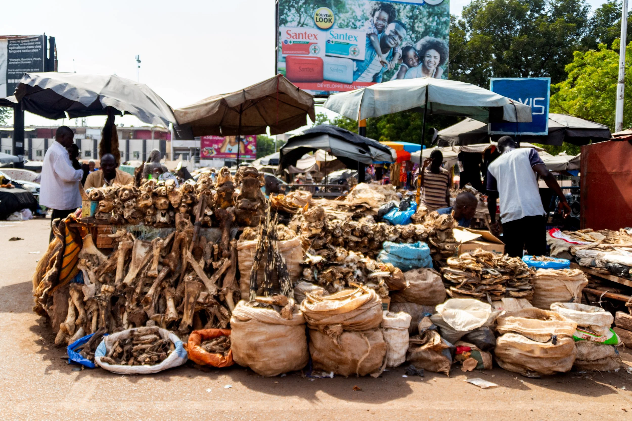 05-10-2021 STREET & GRAND MARCHE' BAMAKO (114).jpg