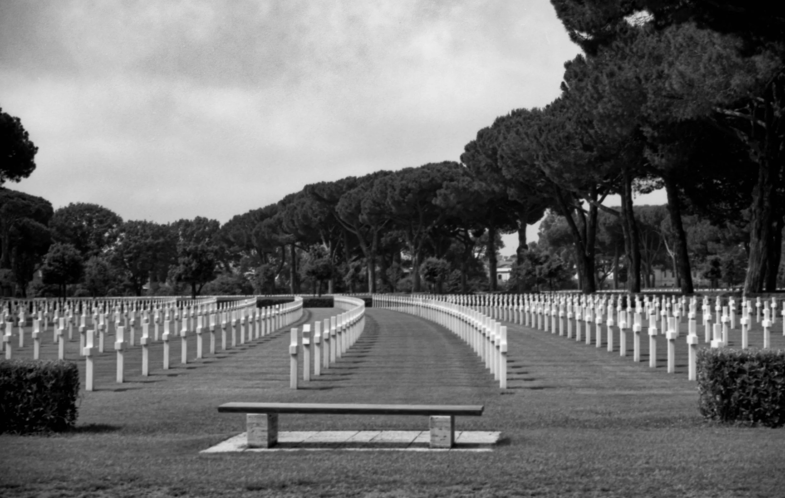UNCLASSIC ROME SURREAL.jpg