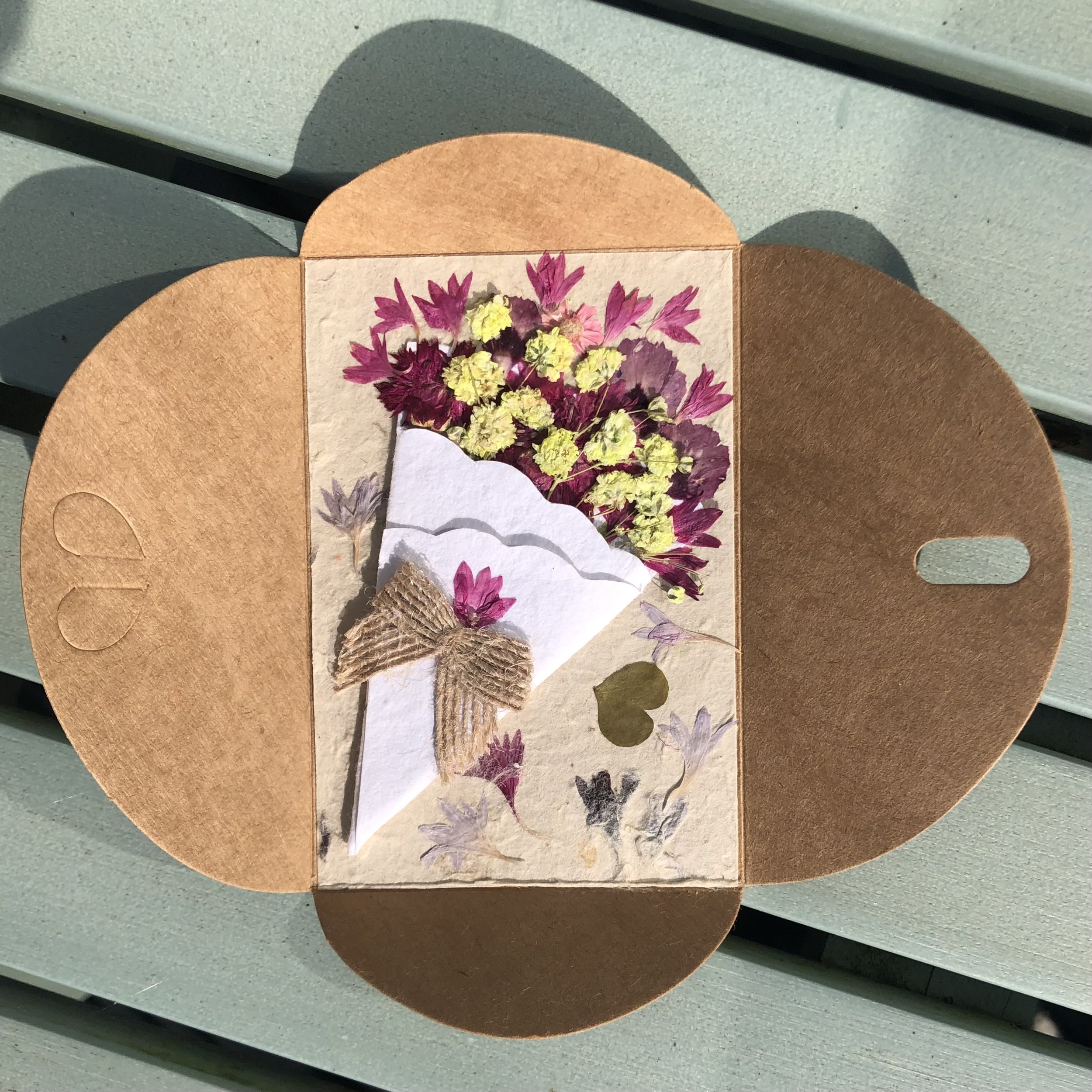 Bouquet card