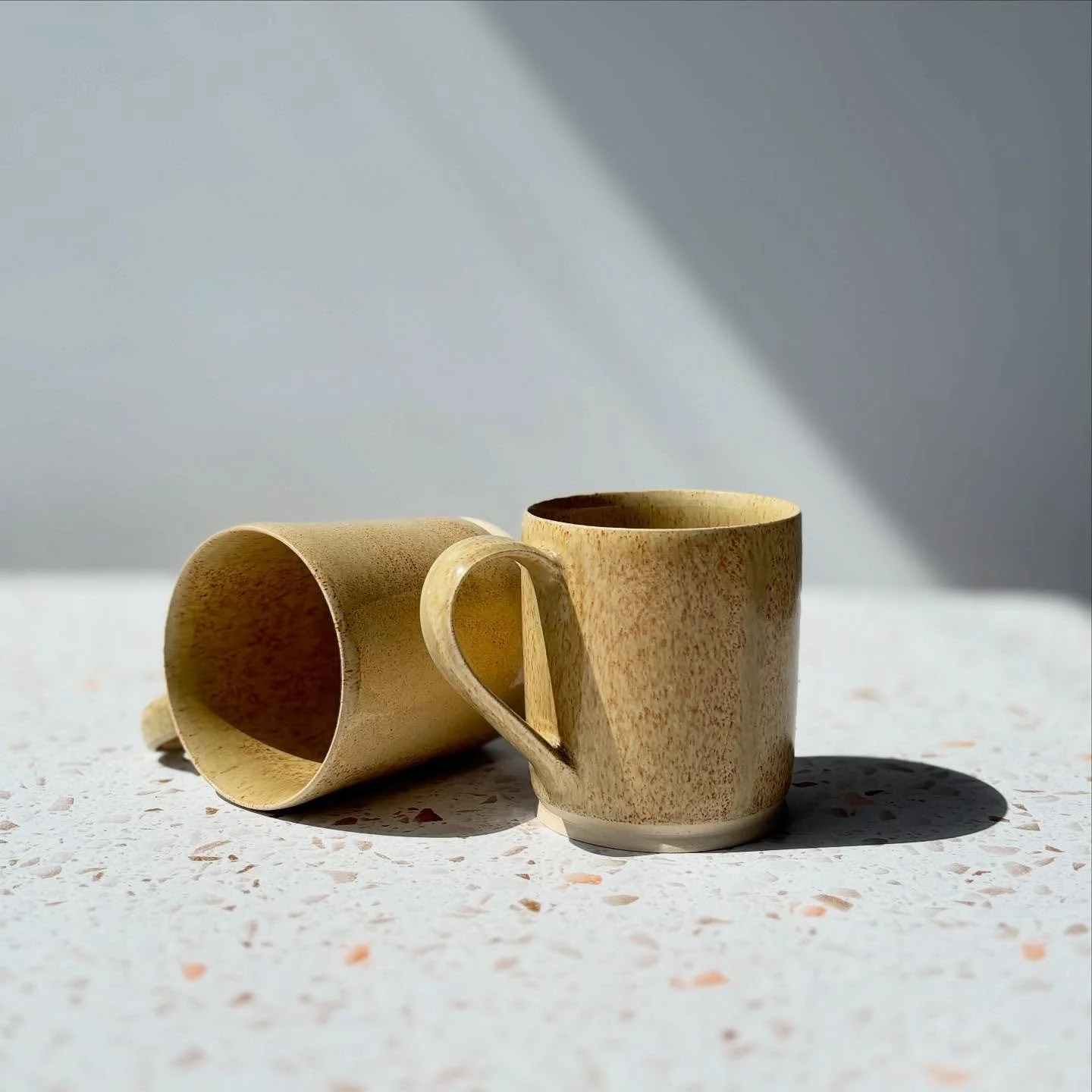 Thinking sunny thoughts this morning 😅 currently hammering it down with rain but all the traders @tobaccofactorymarket set up and hopeful that the thunderstorms will pass! Here 10-14.30!
#bristolindependents #sundaymarket #comerainorshine☀️☂