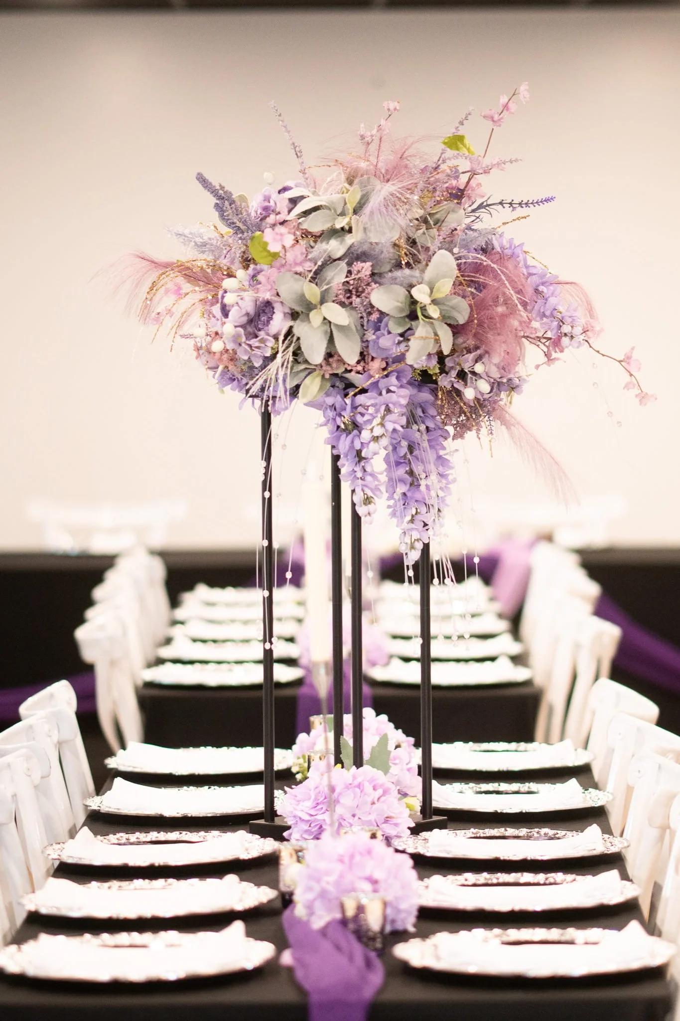 kaleidoscope-weddings-enchanted-centerpiece-framed-table.jpg