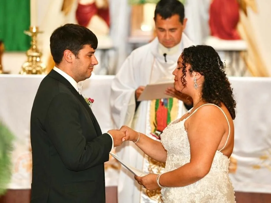 Couple exchanging vows at Kaleidoscope Weddings while ordained pastor officiates wedding ceremony in Indiana
