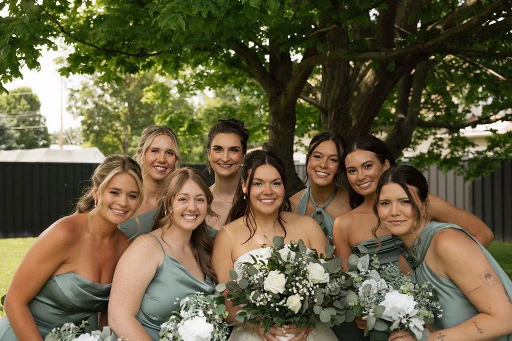 bride-with-bridesmaids-green-dresses.jpg