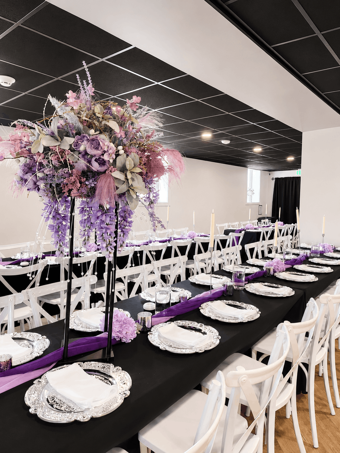 kaleidoscope-weddings-enchanted-longtable-darkcurtain-backdrop.png