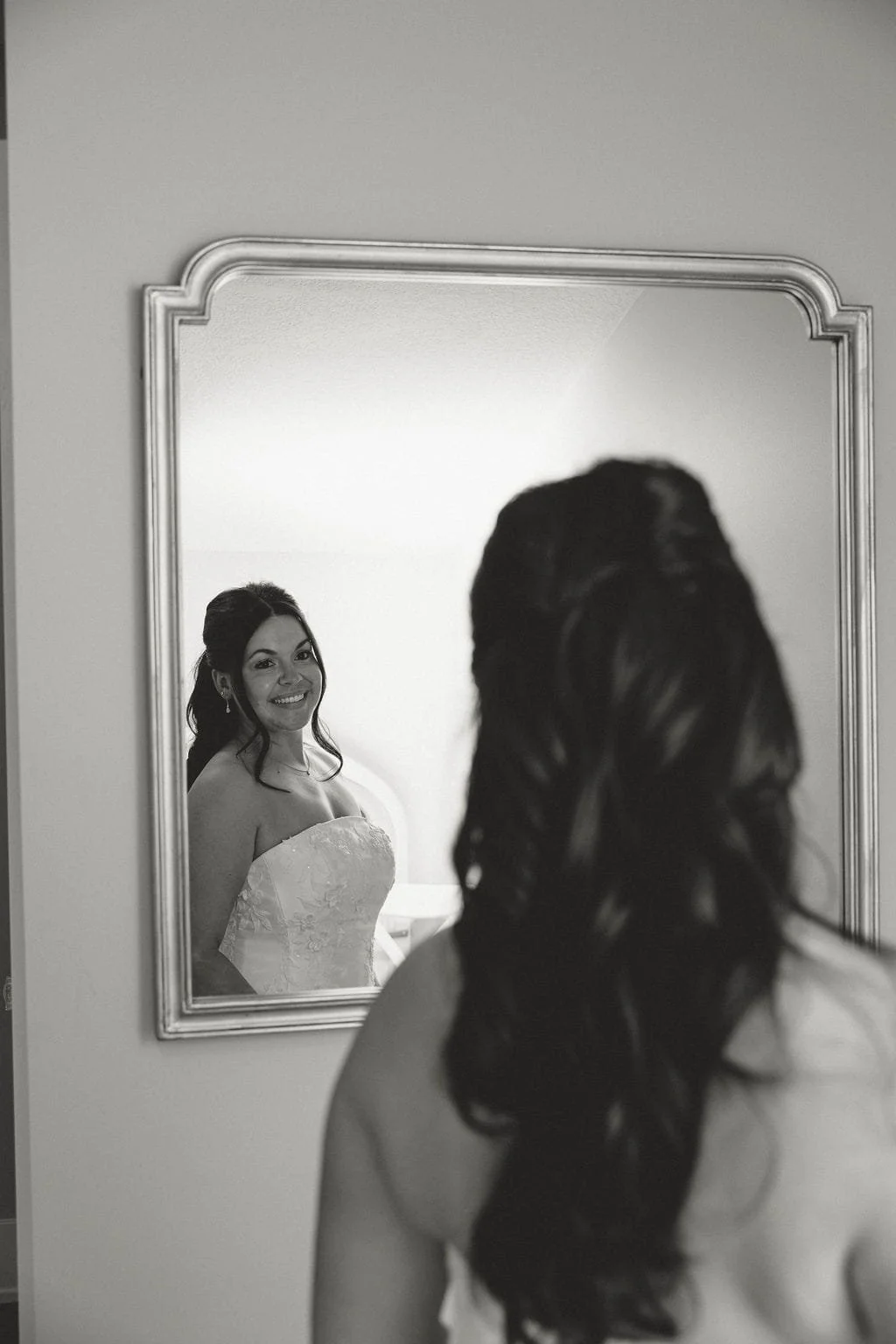 bride-mirror-portrait-black-and-white.jpg