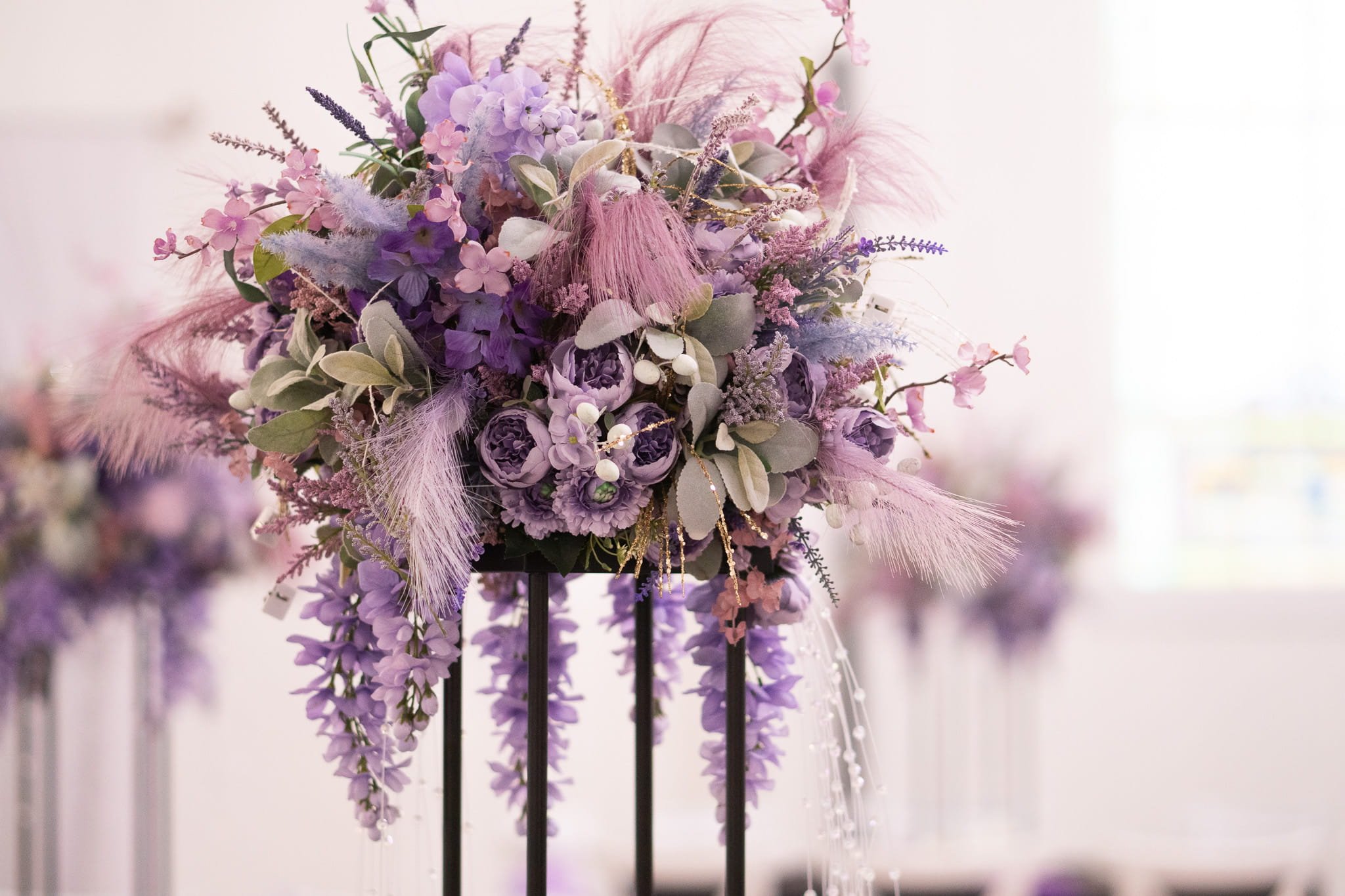 kaleidoscope-weddings-enchanted-floral-arrangement-detail-closeup.jpg
