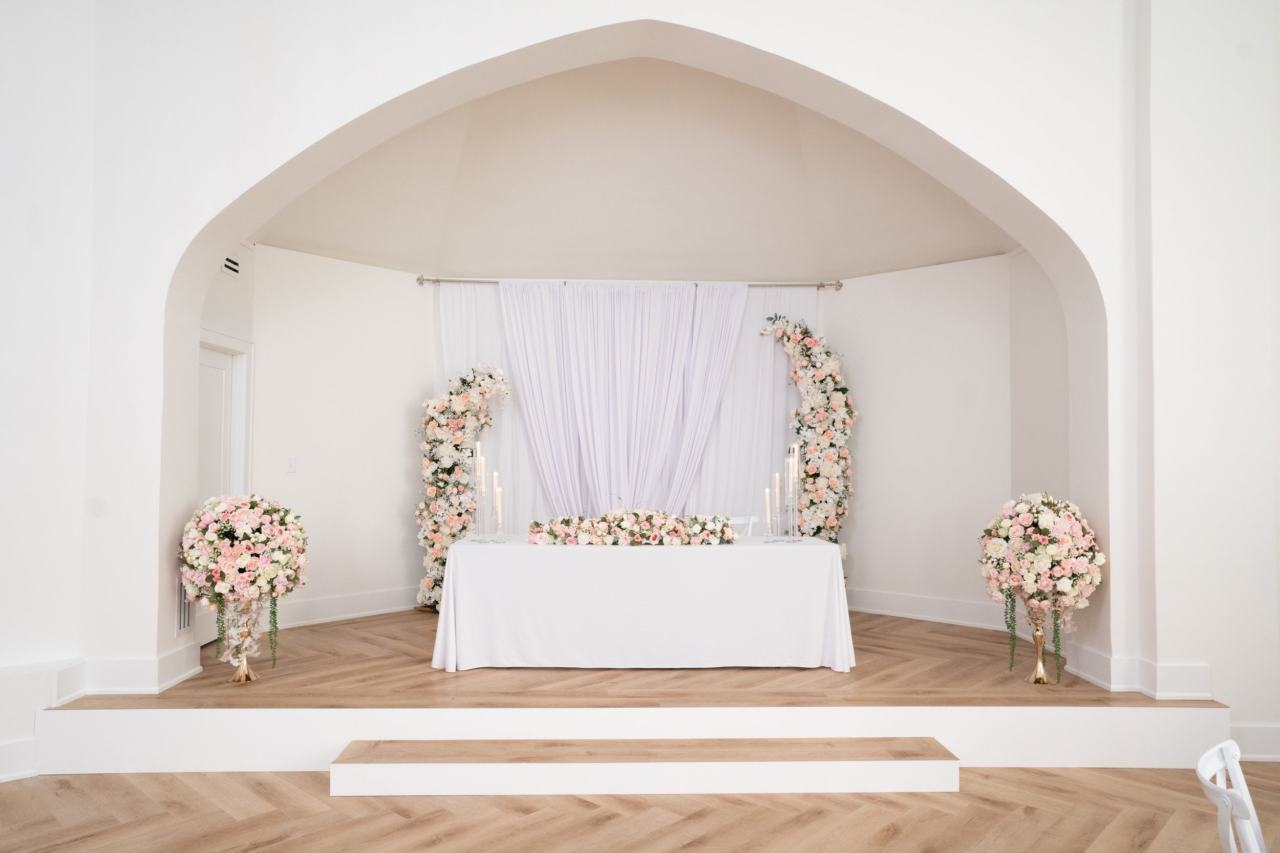 The luxurious blush transformation package will enhance your special day at Indianas most beautiful wedding venue. Elevate your bridal beauty with our exquisite Blush Transformation Package, designed to enhance your natural glow on your special day.