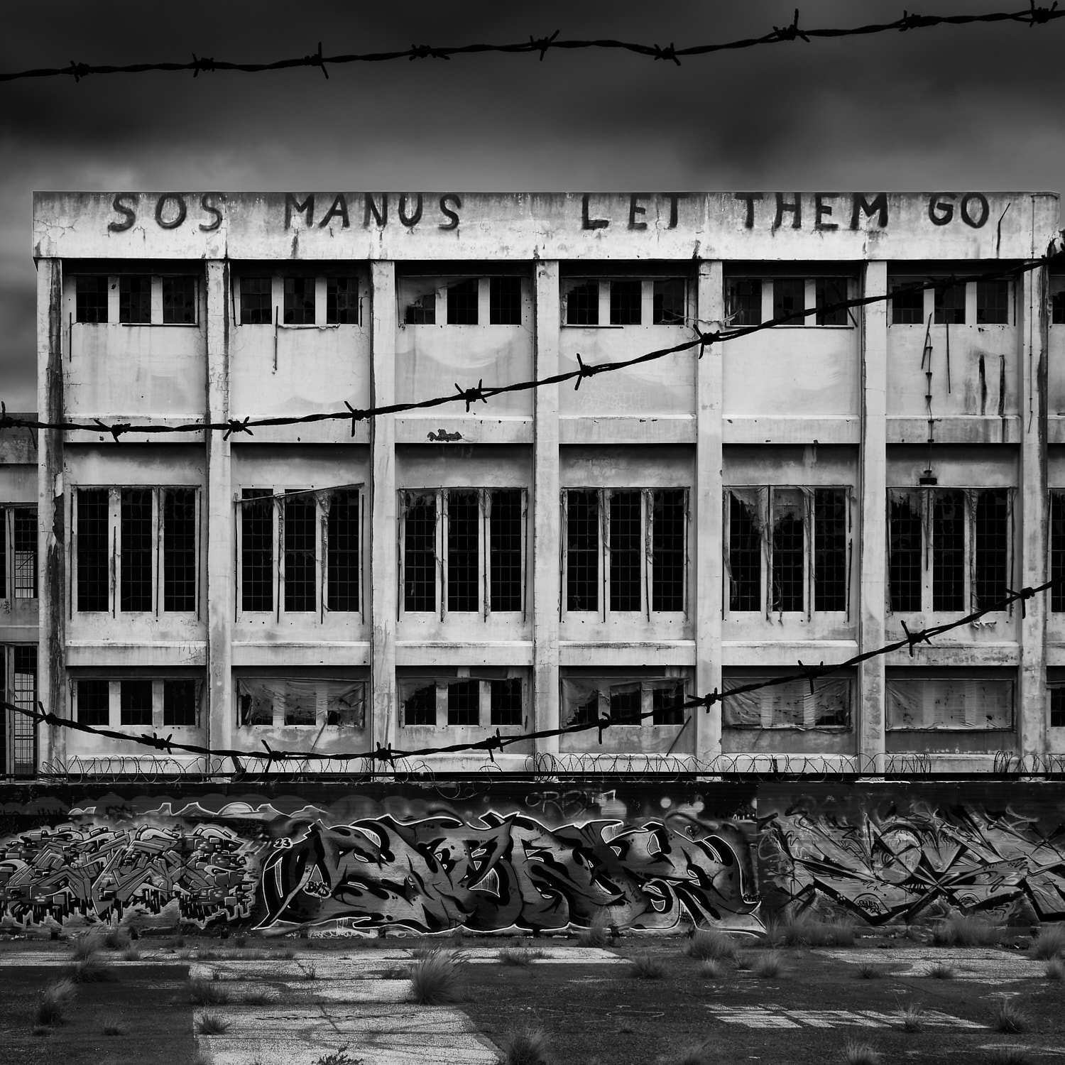 Abandoned Building - Abandoned People