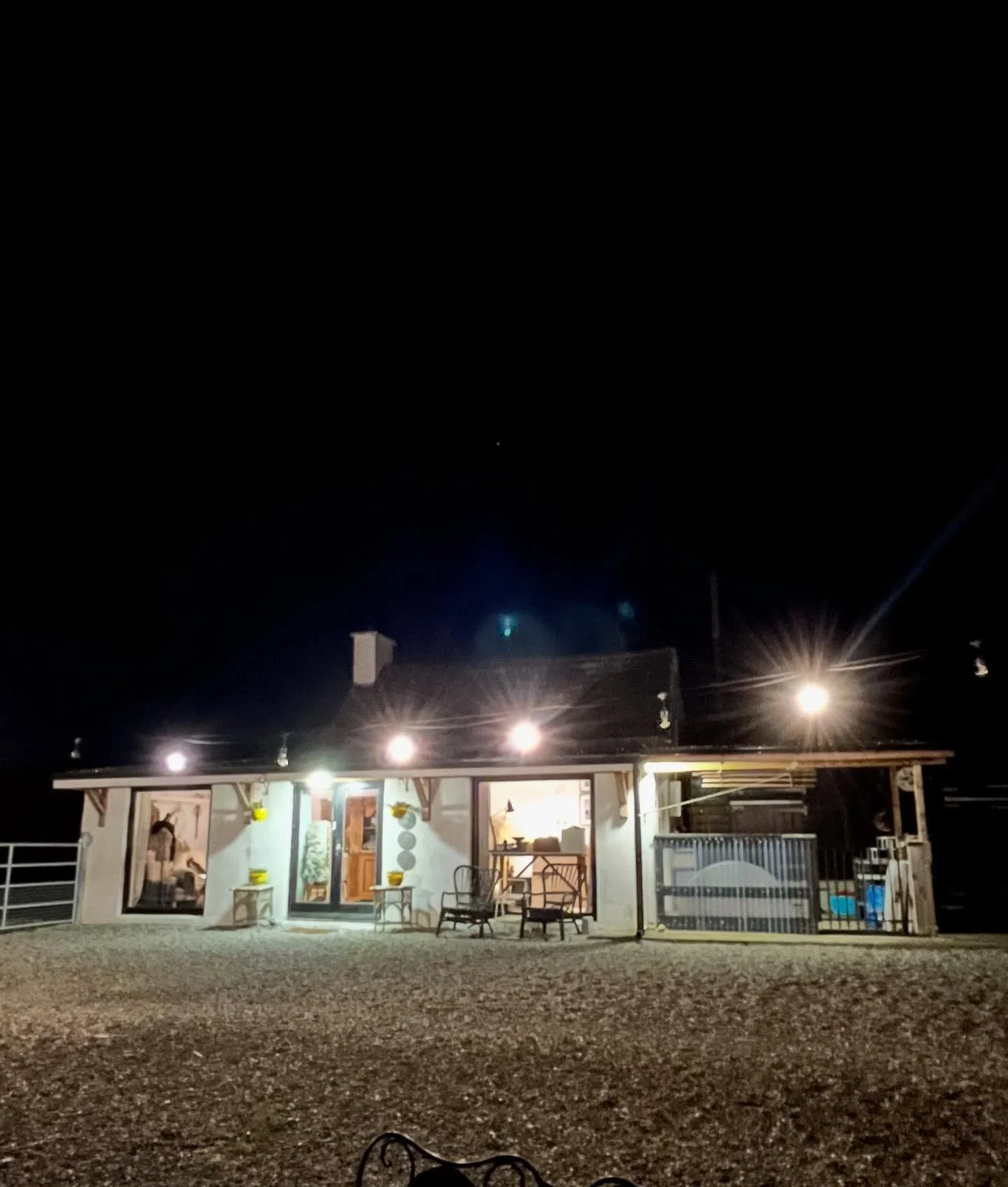 I think we&rsquo;ve moved into Winter from Autumn today. The wind here this evening would, as my mother used to say, cut you in two. It&rsquo;s woolly season for sure 🐑🐏🧣🧦🧤#irishwool #irishgrownwool #winterwoolies