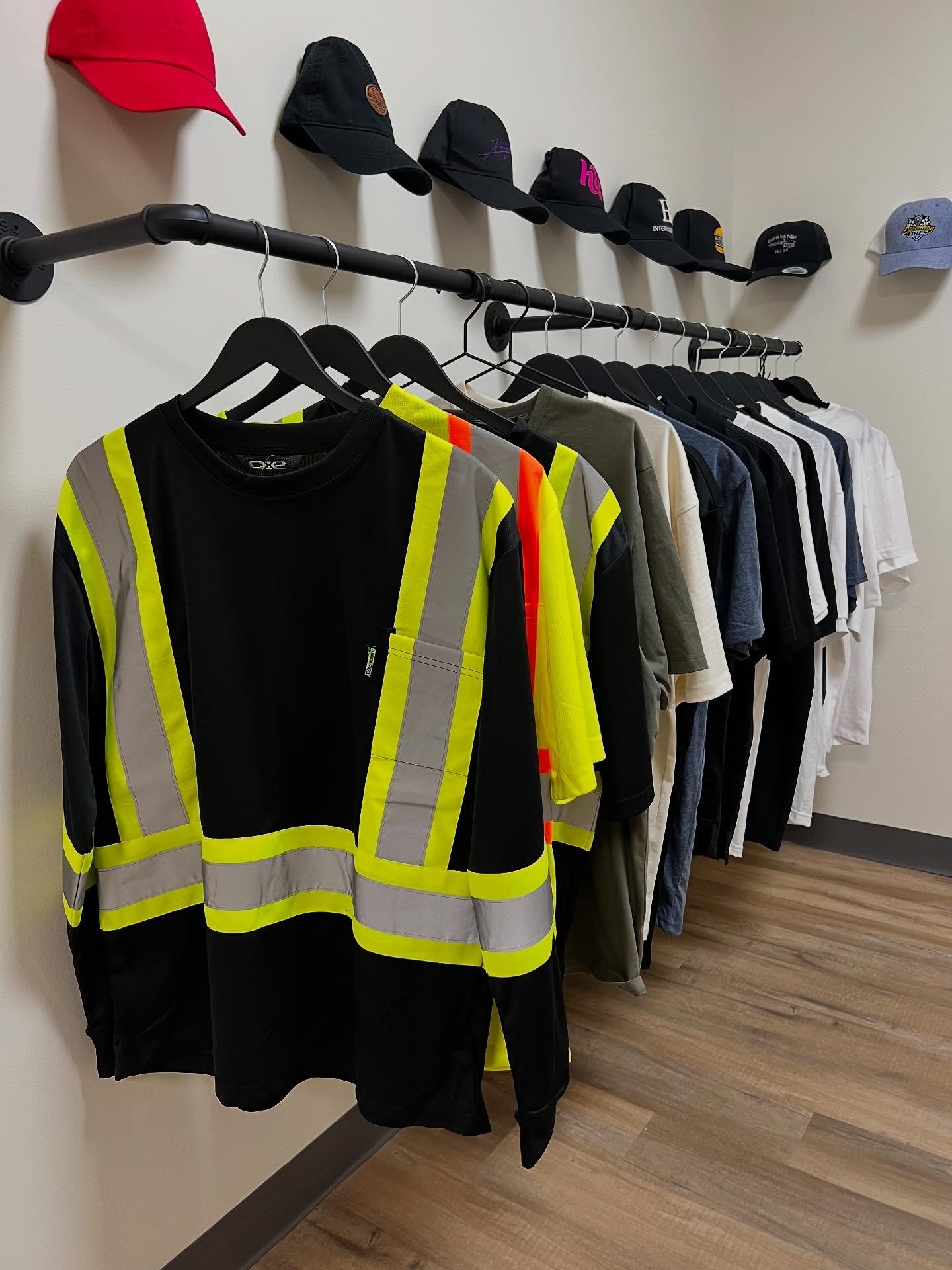 Bright, bold and built for the grind! From high-vis safety apparel, to gear that gets the job done; when you suit up in our work-wear, you’re ready for anything! Stop by our shop on Lady Ellen Place to see how we can help!
#safetyfirst #gearup