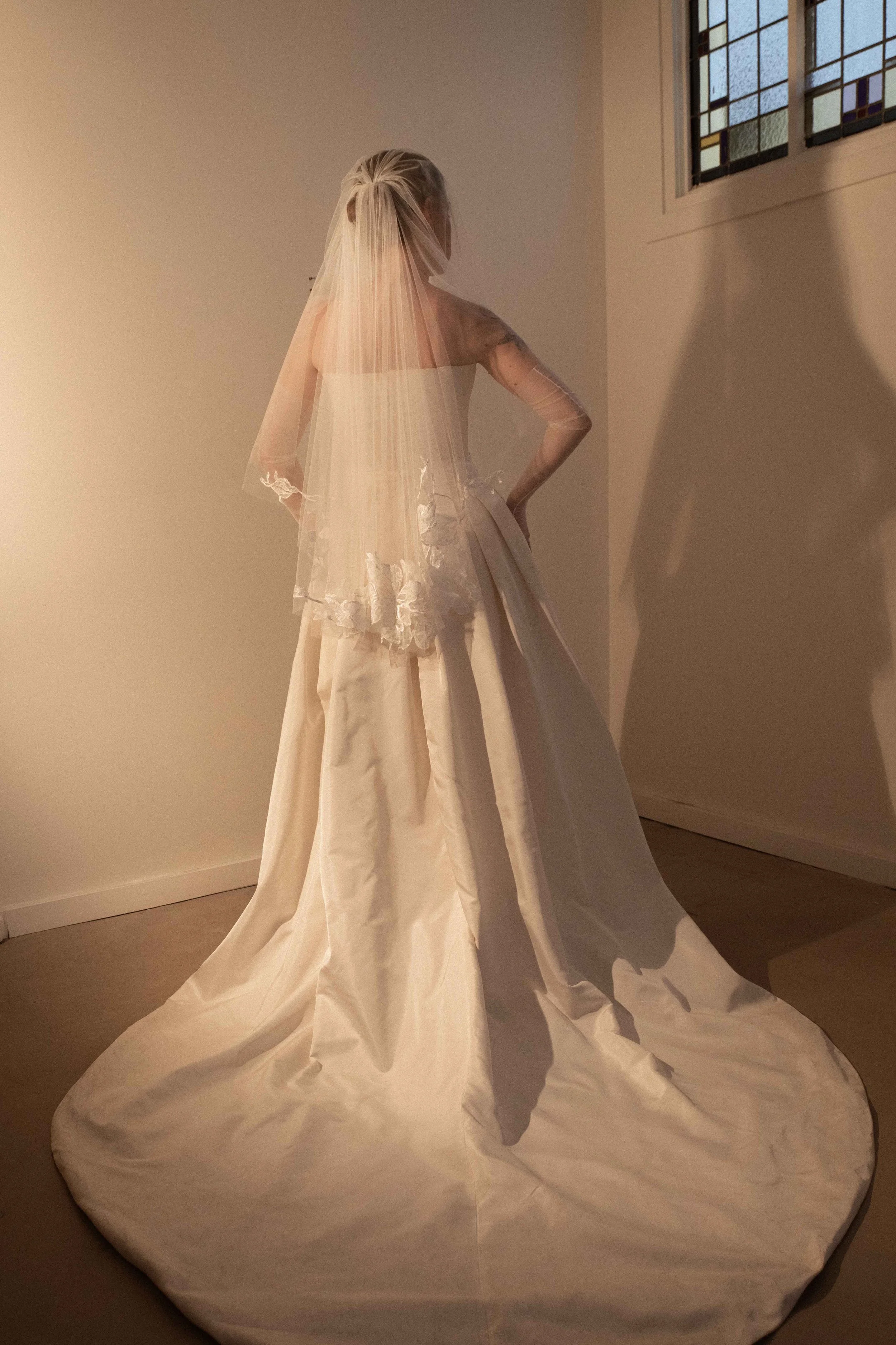 LeilaVeil-C'estJeanne-1.jpg