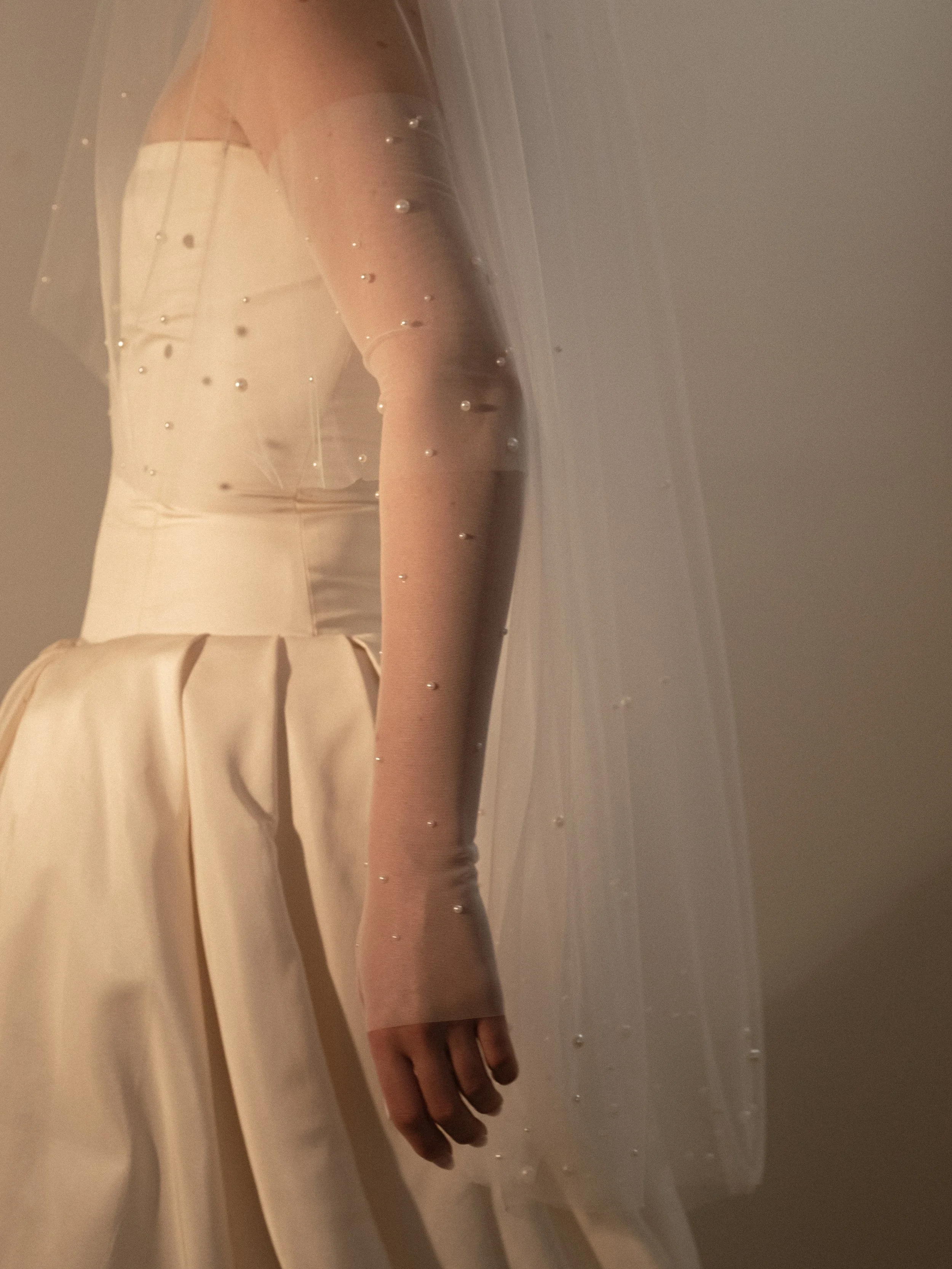 Perla-HalfGlove-C'estJeanne-4.jpg