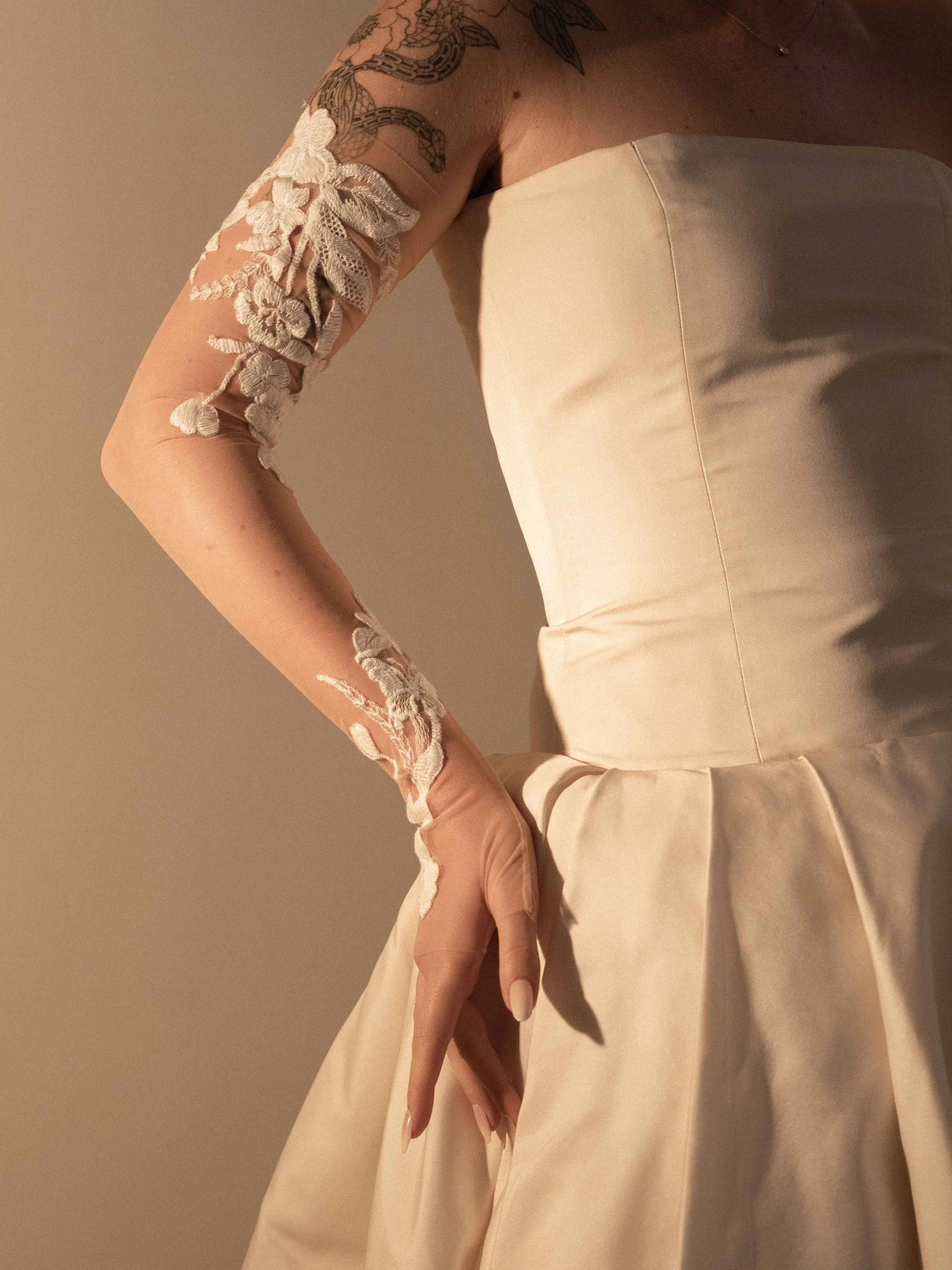 Ella-HalfGlove-Skin-C'estJeanne-1.jpg