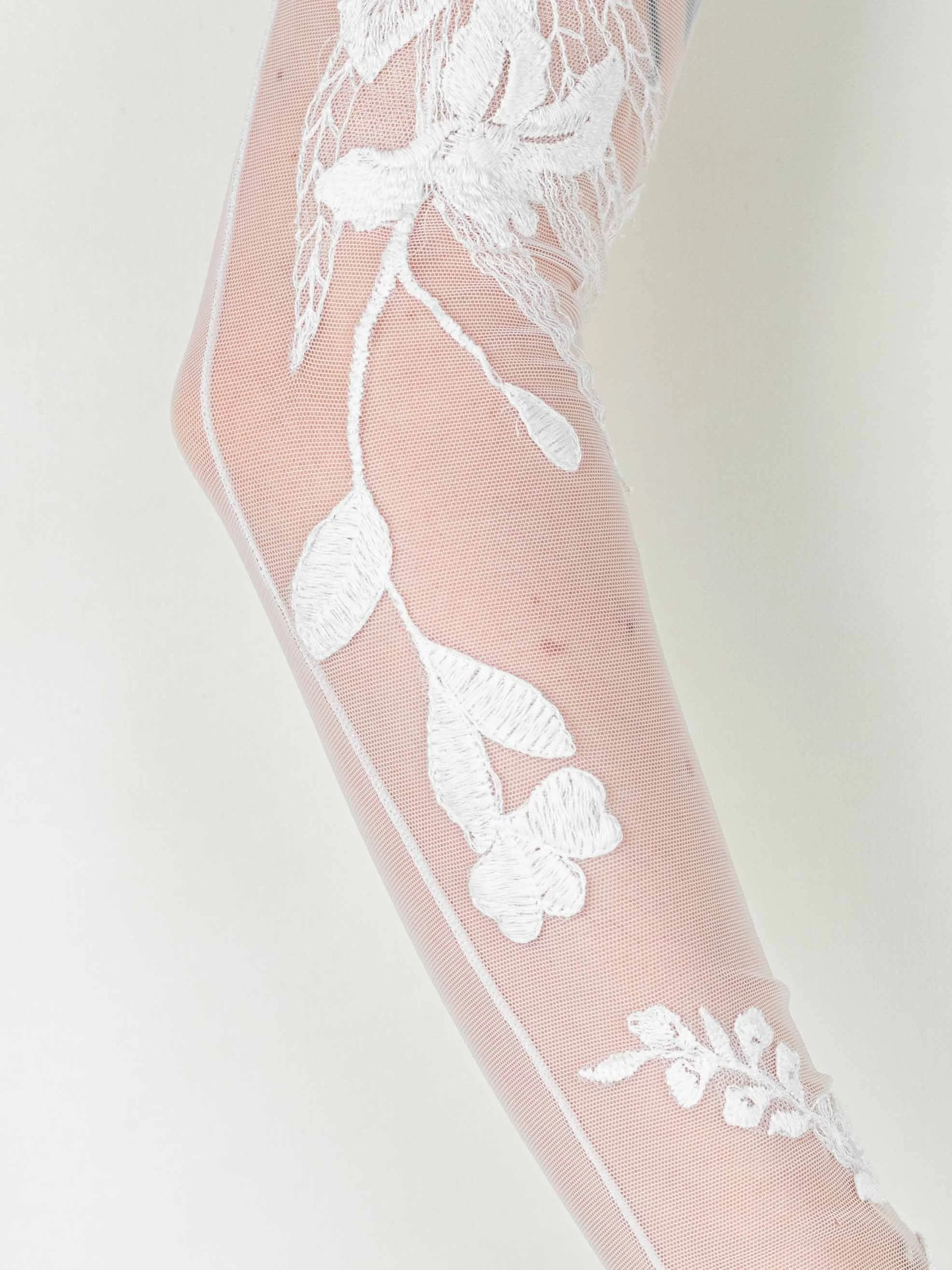 C'estJeanneBridal-Stockphoto-030.jpg