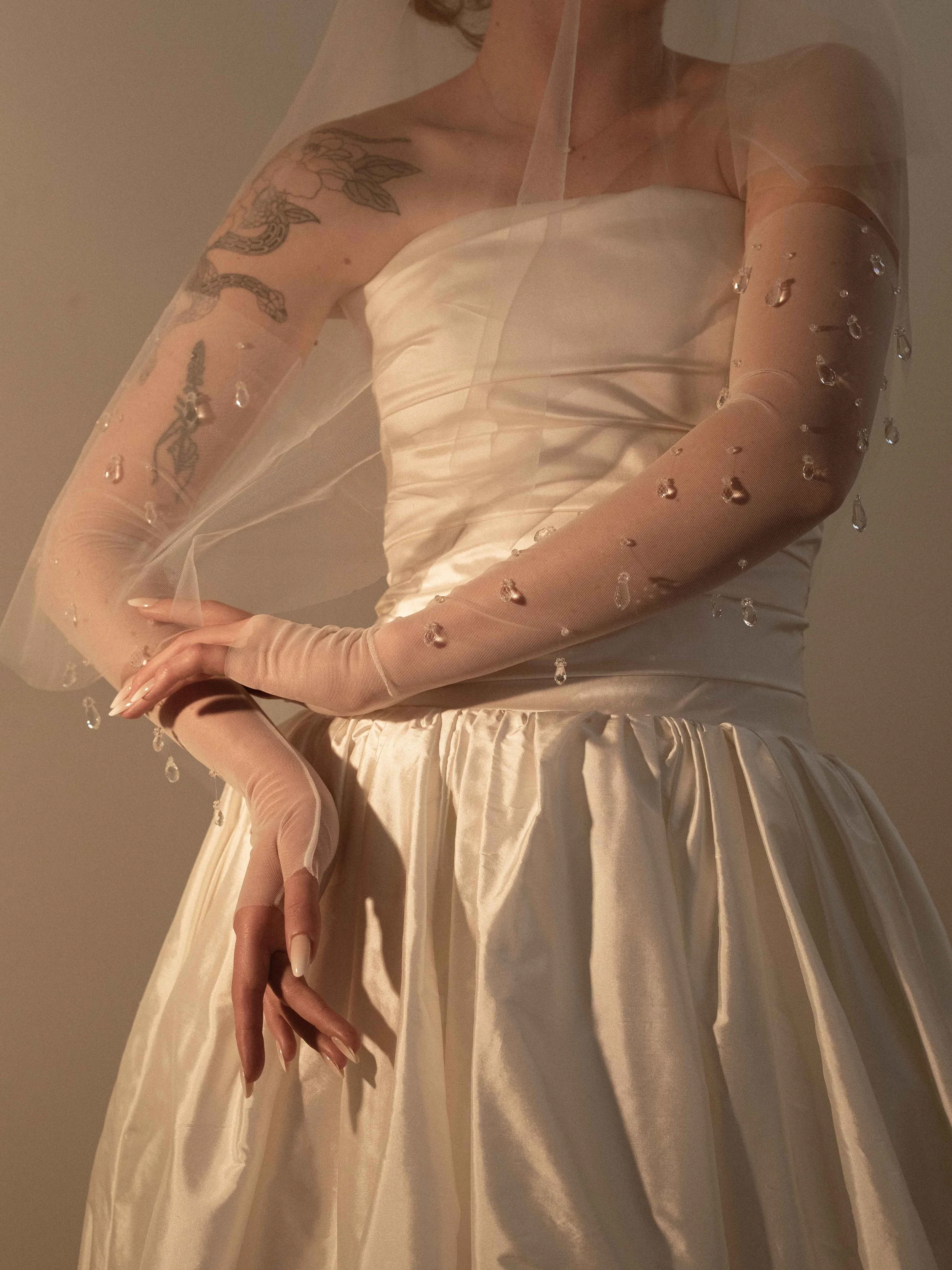 Marina-HalfGlove-C'estJeanne-2.jpg